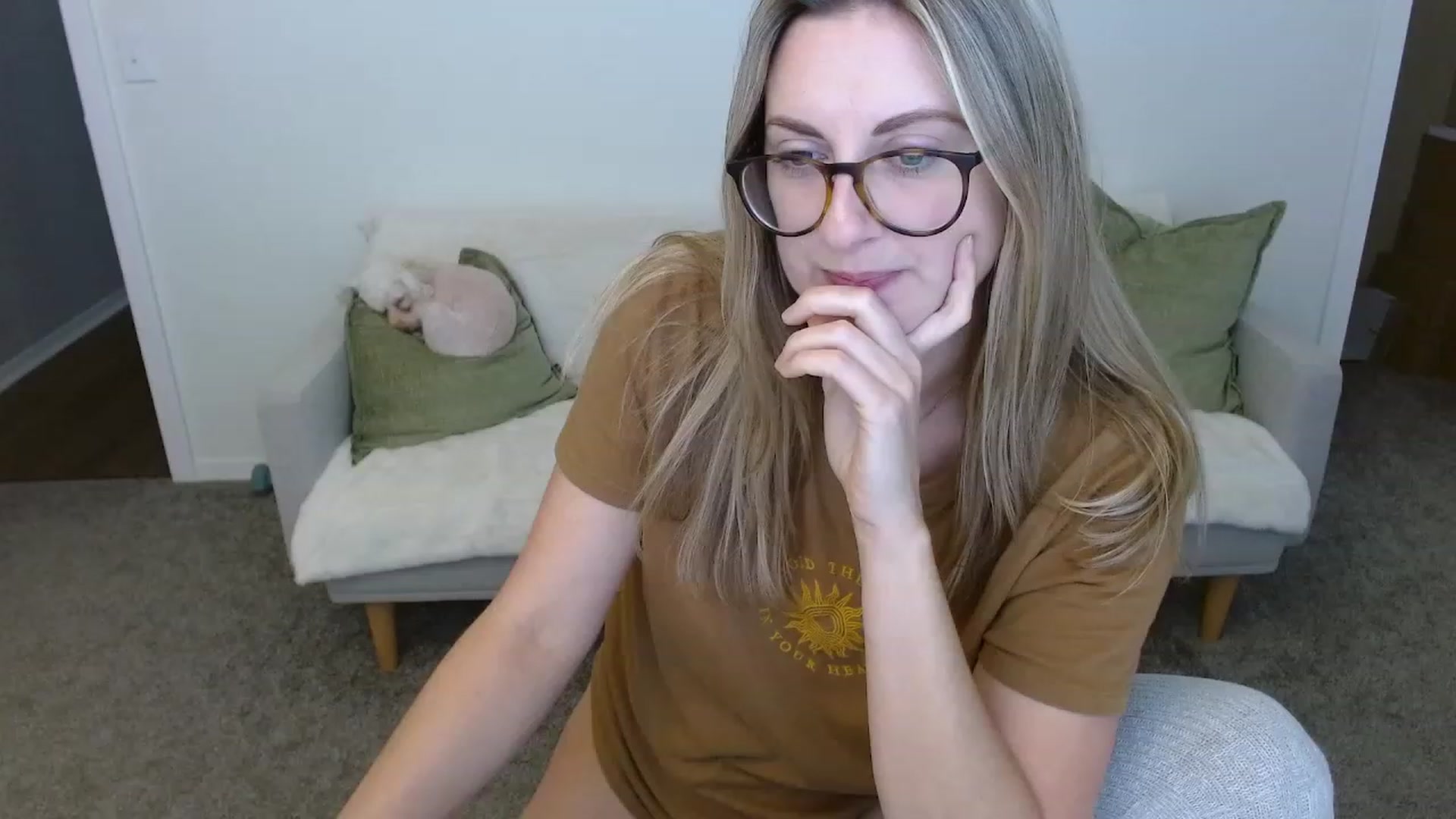 Gallery image thumbnail from JourneyJade's myfreecams stream on, 02/19/2024, 20:57 image 6 of 20