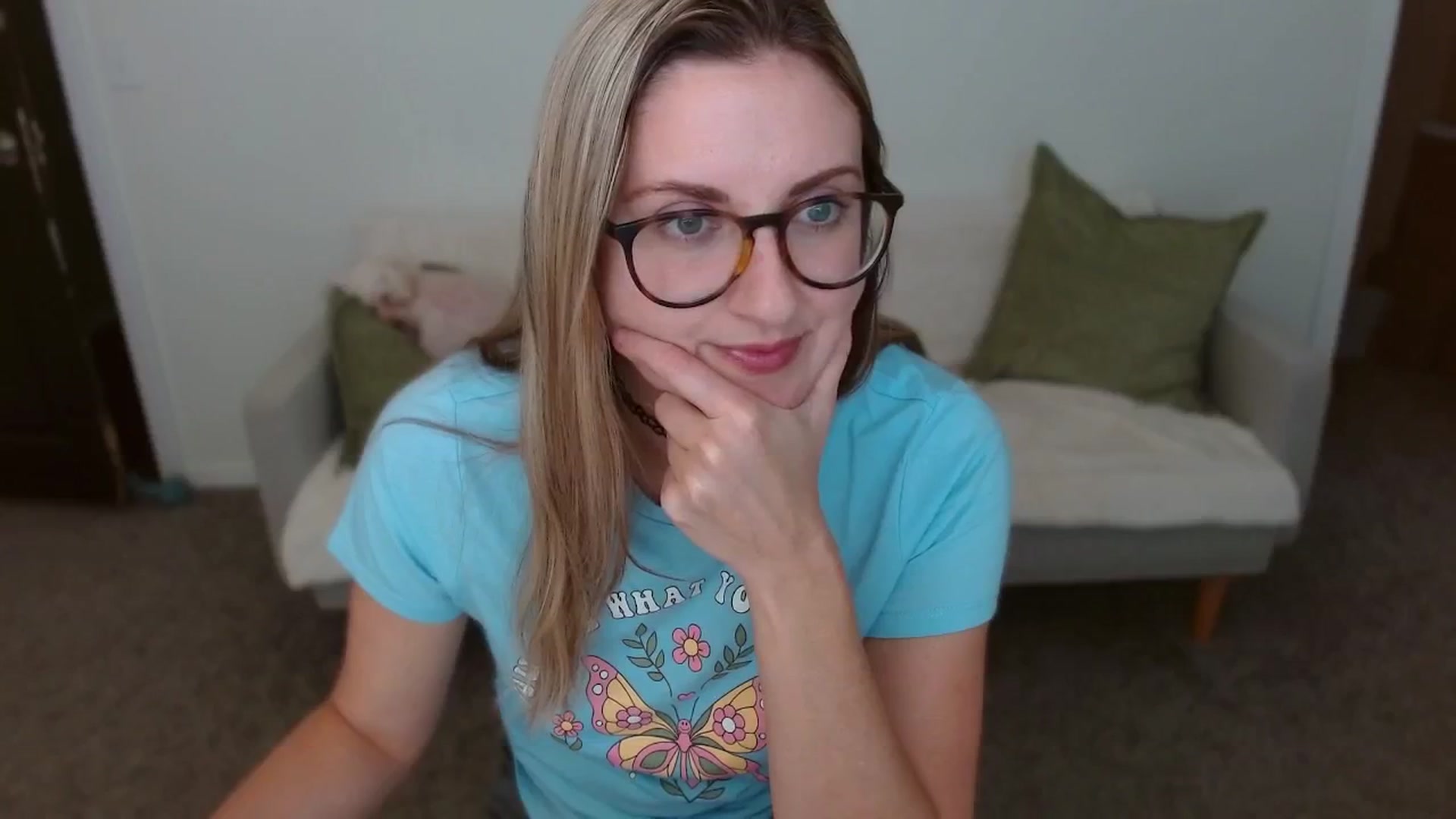 Gallery image thumbnail from JourneyJade's myfreecams stream on, 02/20/2024, 20:18 image 16 of 20
