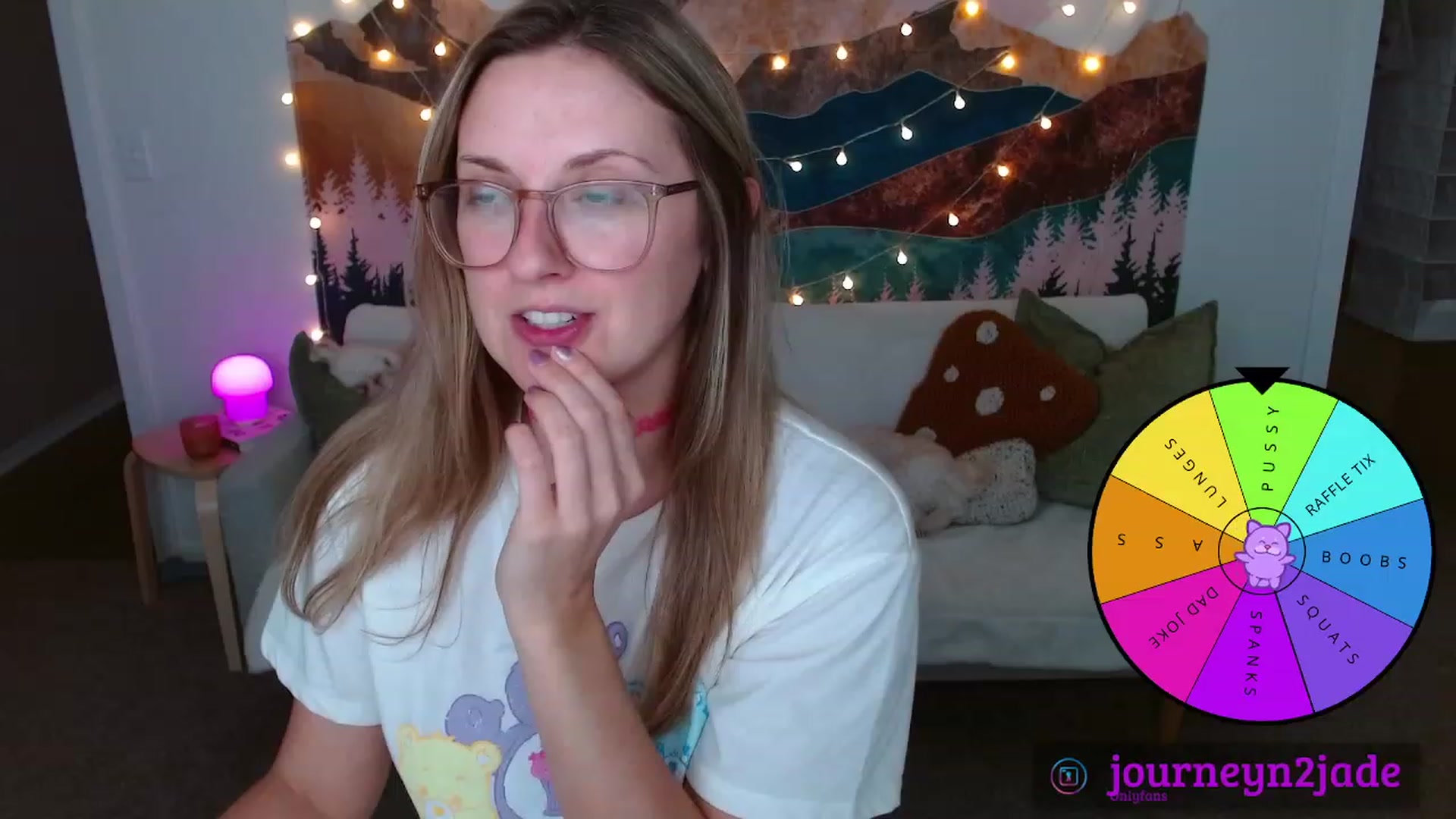 Gallery image thumbnail from JourneyJade's myfreecams stream on, 03/04/2024, 22:59 image 11 of 20