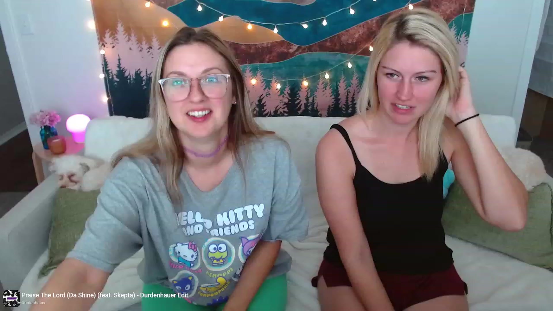 Gallery image thumbnail from JourneyJade's myfreecams stream on, 03/07/2024, 17:29 image 15 of 20
