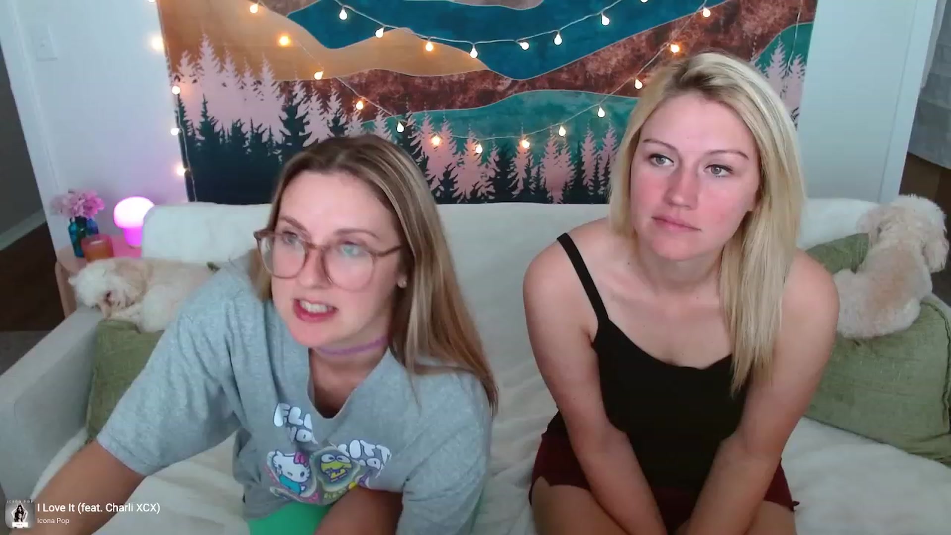 Gallery image thumbnail from JourneyJade's myfreecams stream on, 03/07/2024, 17:29 image 5 of 20