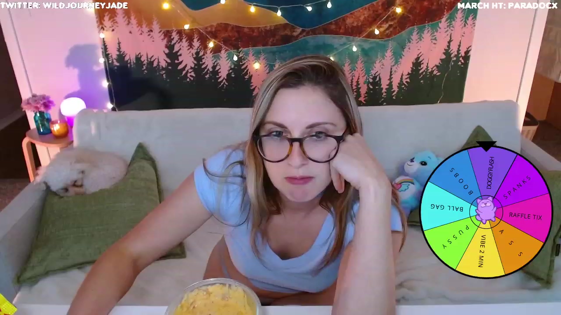 Gallery image thumbnail from JourneyJade's myfreecams stream on, 03/10/2024, 01:24 image 6 of 20