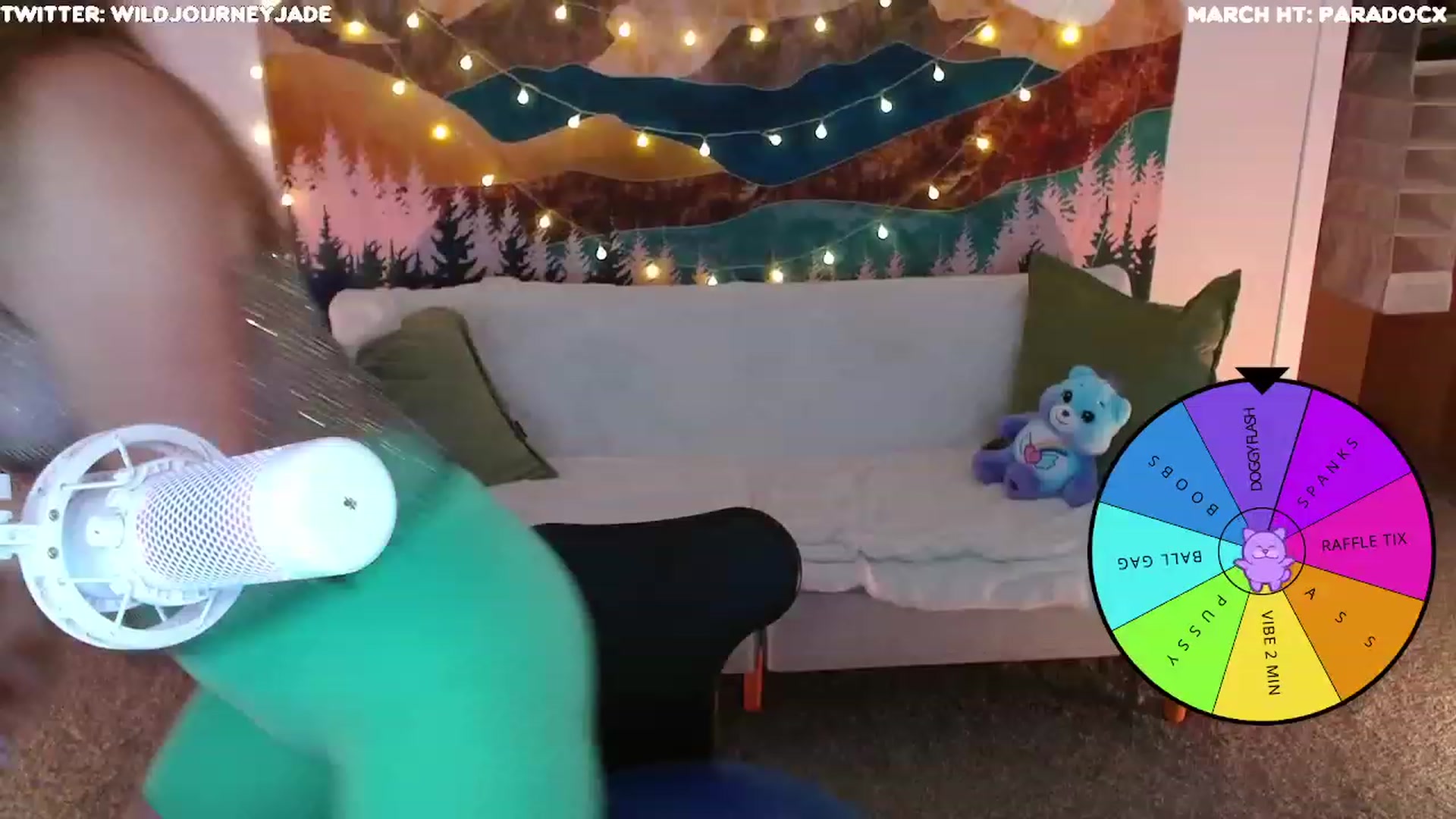 Gallery image thumbnail from JourneyJade's myfreecams stream on, 03/12/2024, 04:32 image 8 of 20