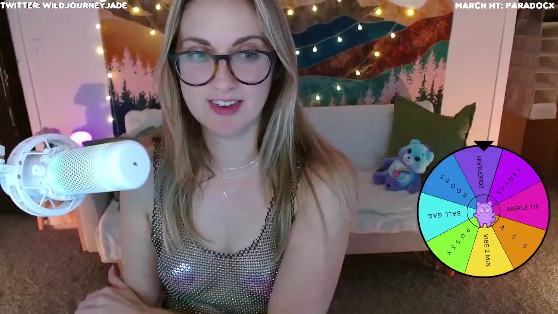Gallery image thumbnail from JourneyJade's myfreecams stream on, 03/12/2024, 04:32 image 3 of 20