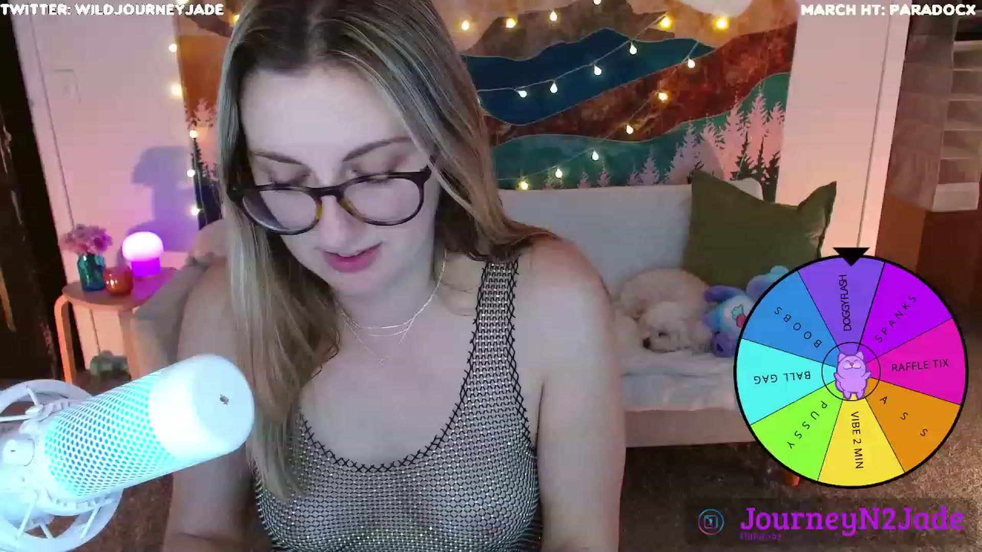Gallery image thumbnail from JourneyJade's myfreecams stream on, 03/12/2024, 04:32 image 15 of 20