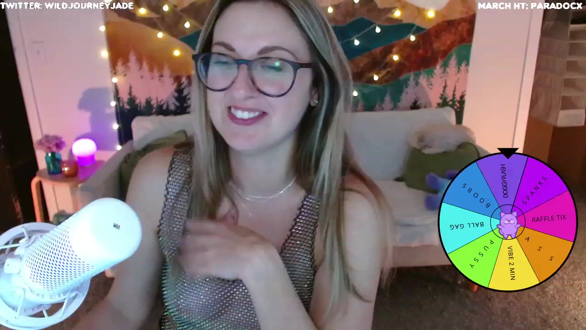 Gallery image thumbnail from JourneyJade's myfreecams stream on, 03/12/2024, 04:32 image 19 of 20