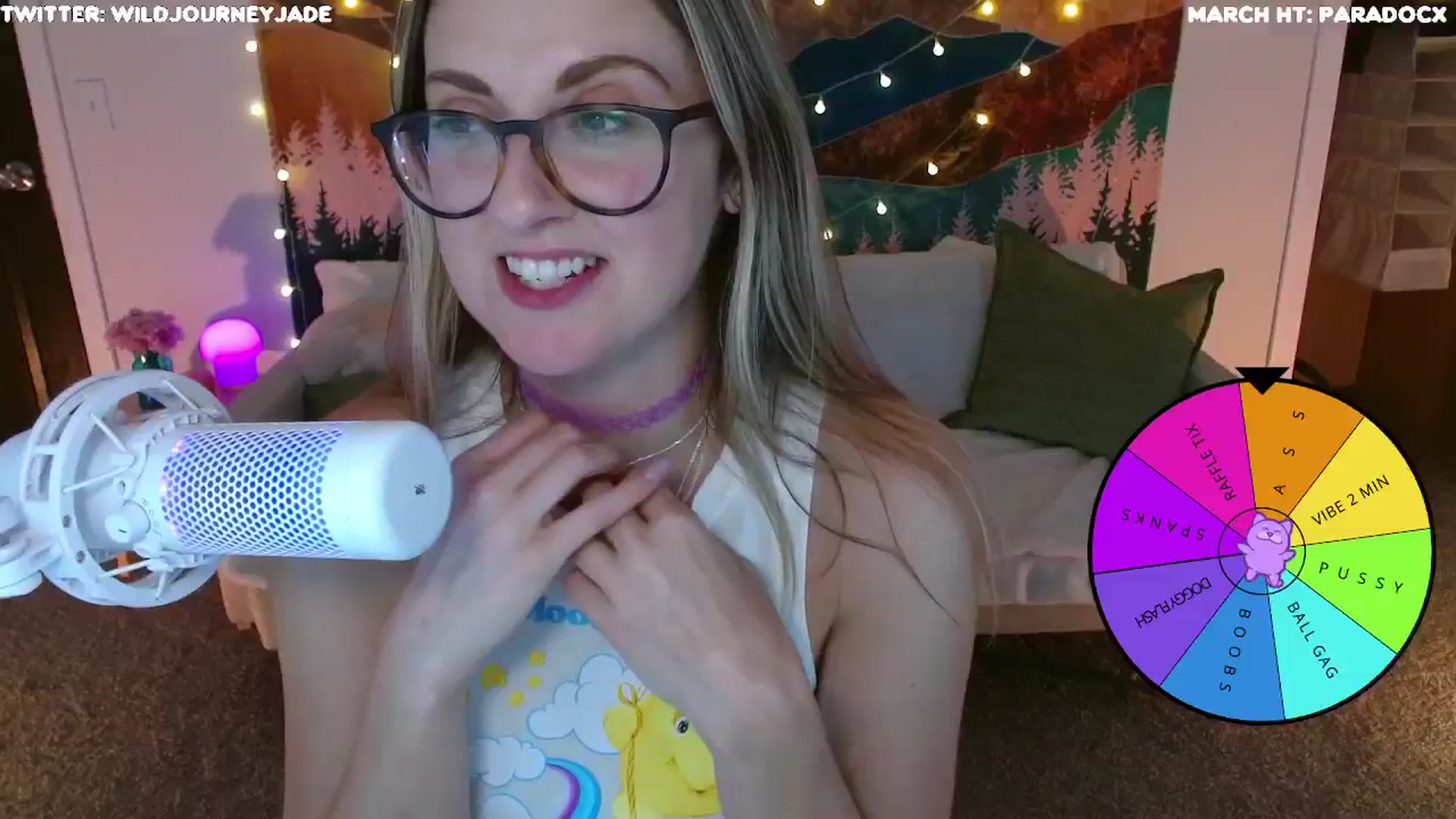 Gallery image thumbnail from JourneyJade's myfreecams stream on, 03/13/2024, 01:06 image 12 of 20