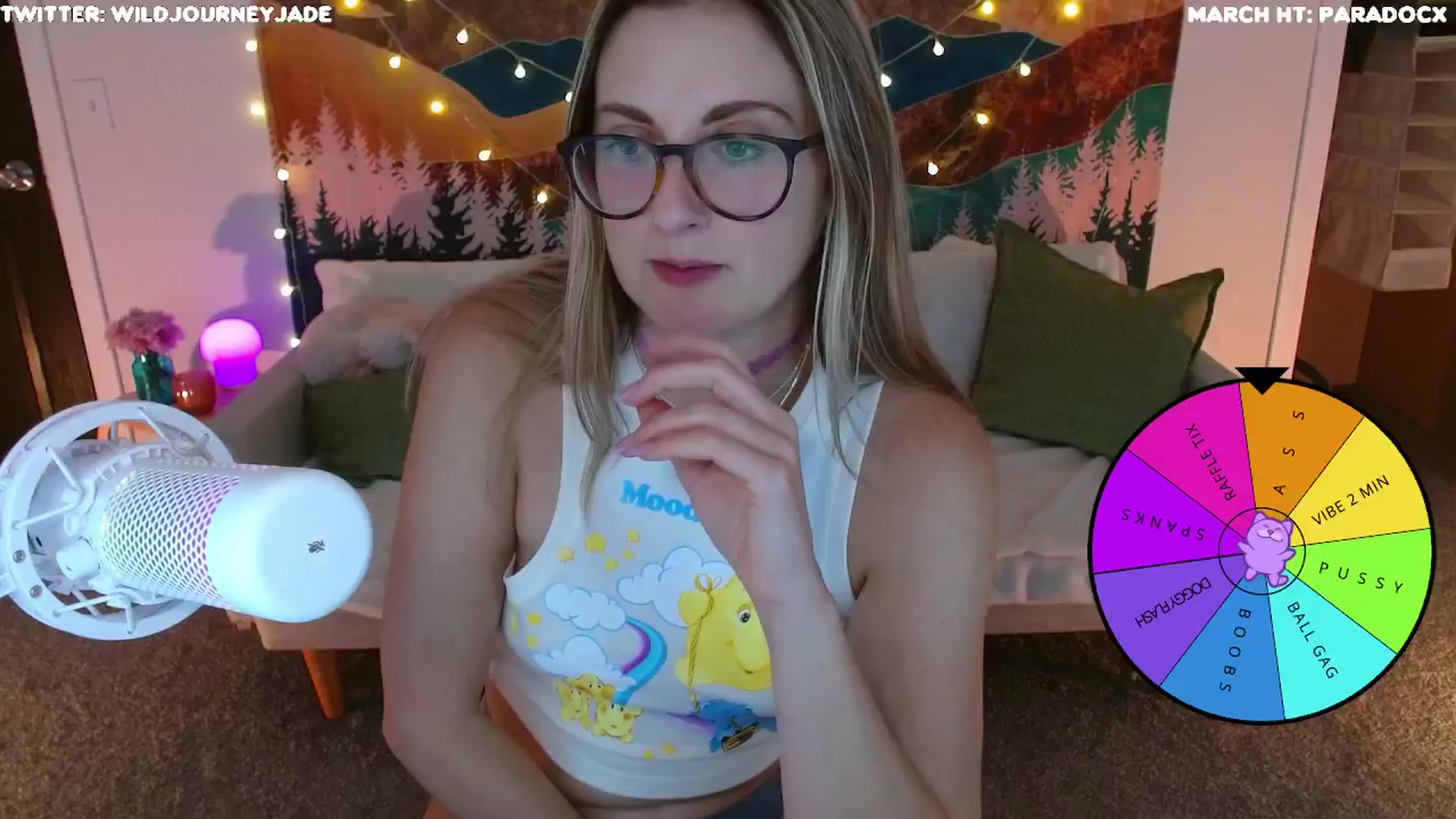 Gallery image thumbnail from JourneyJade's myfreecams stream on, 03/13/2024, 01:06 image 8 of 20