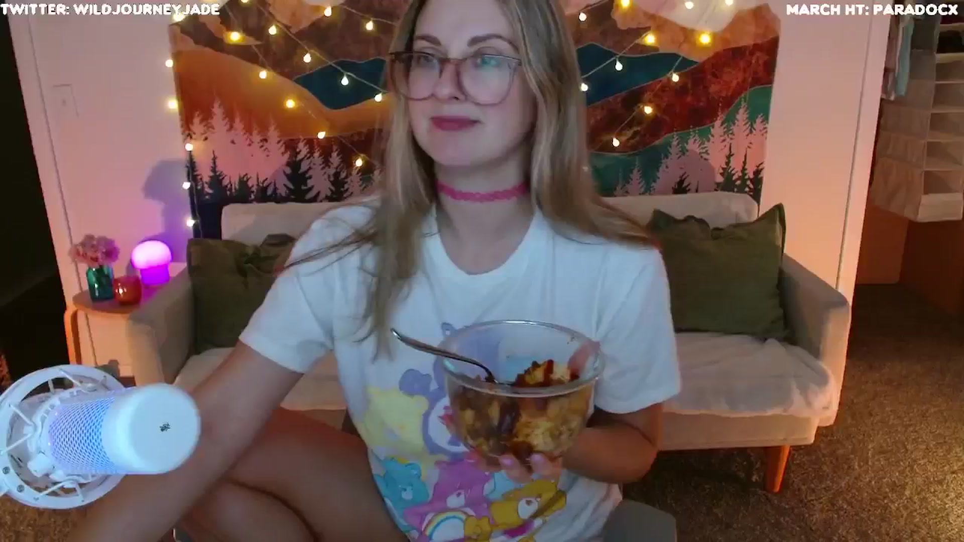 Gallery image thumbnail from JourneyJade's myfreecams stream on, 03/21/2024, 22:25 image 13 of 20