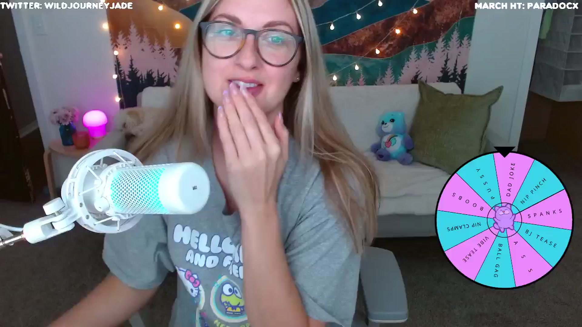 Gallery image thumbnail from JourneyJade's myfreecams stream on, 03/23/2024, 17:47 image 12 of 20