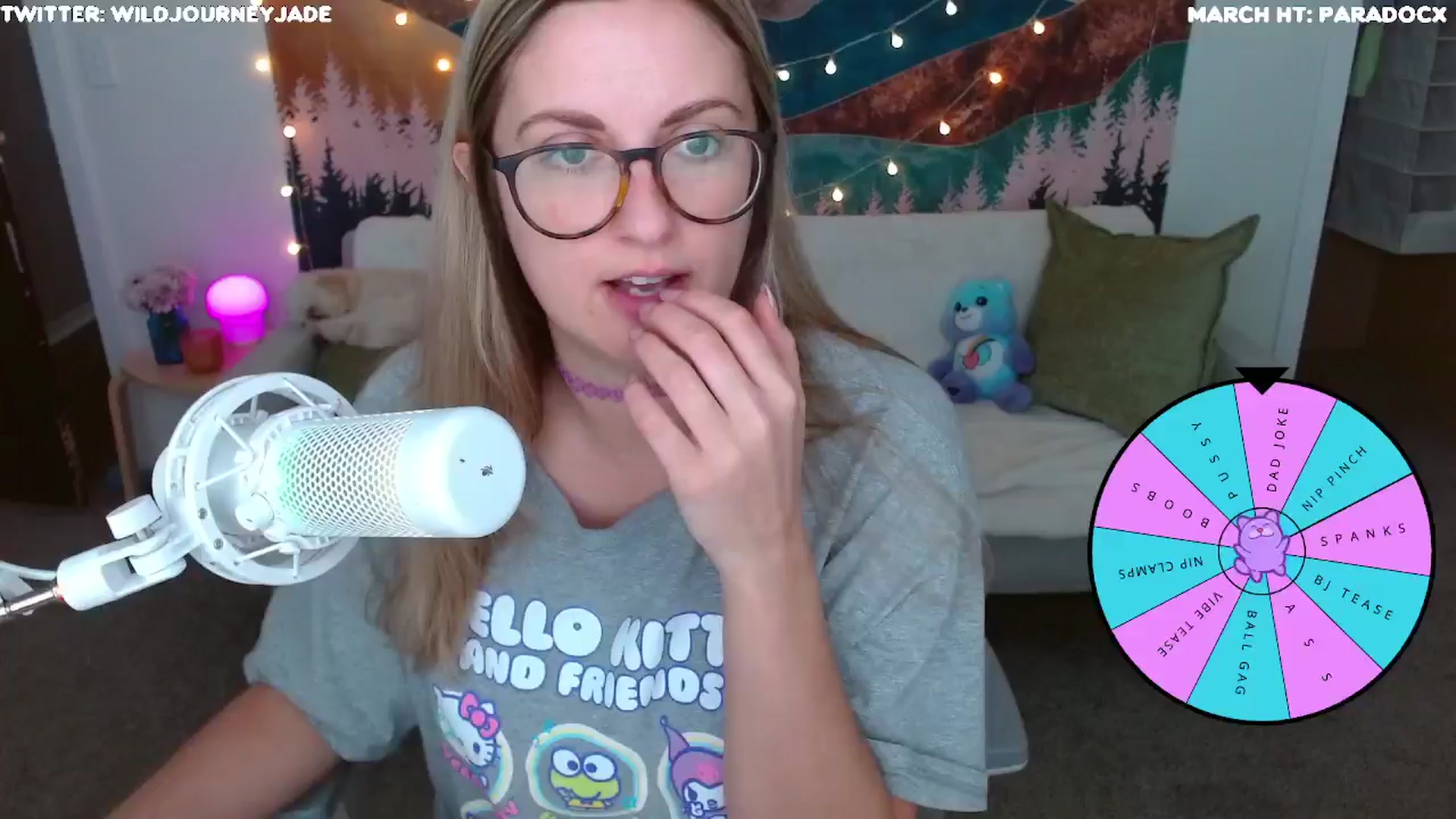 Gallery image thumbnail from JourneyJade's myfreecams stream on, 03/23/2024, 17:47 image 14 of 20