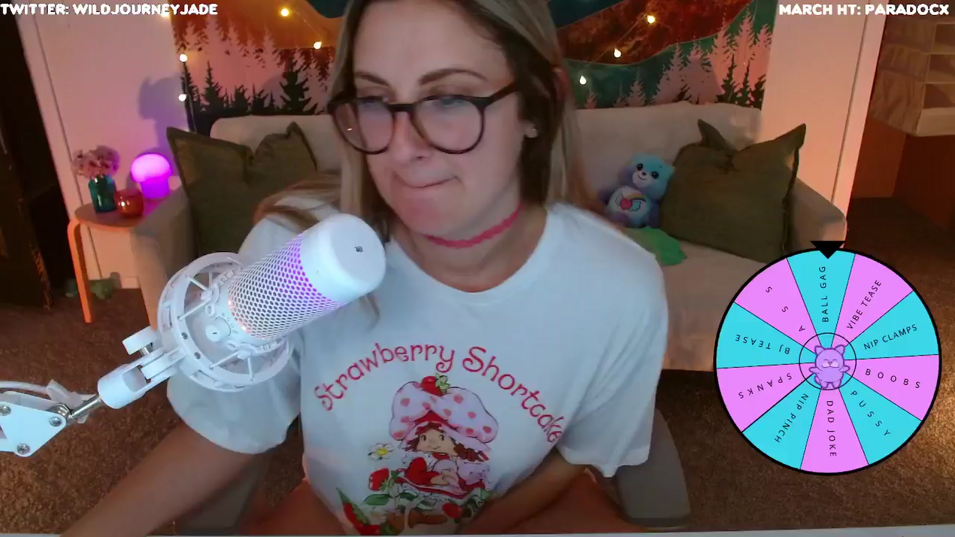Gallery image thumbnail from JourneyJade's myfreecams stream on, 03/25/2024, 24:53 image 12 of 20