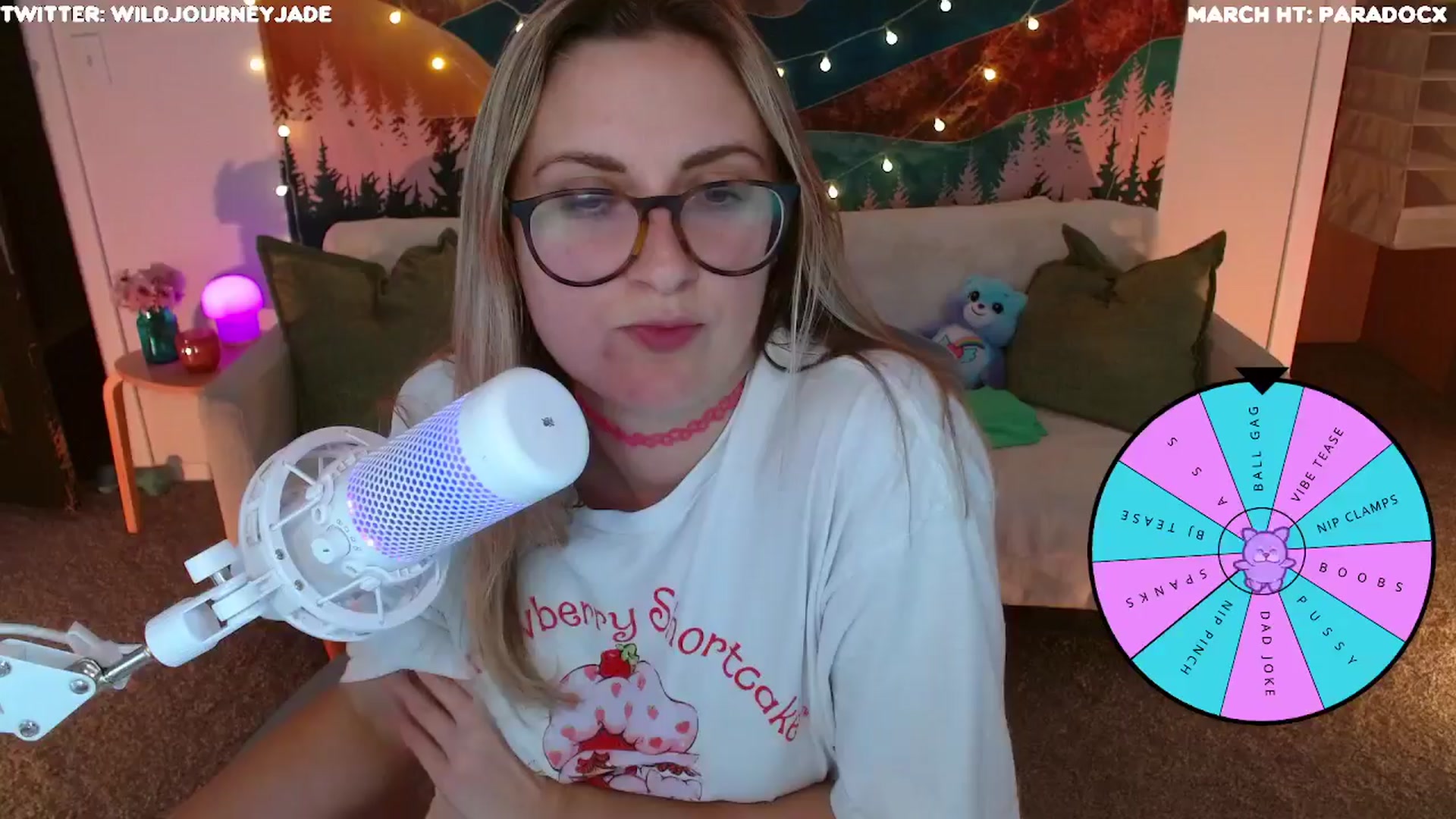 Gallery image thumbnail from JourneyJade's myfreecams stream on, 03/25/2024, 24:53 image 15 of 20