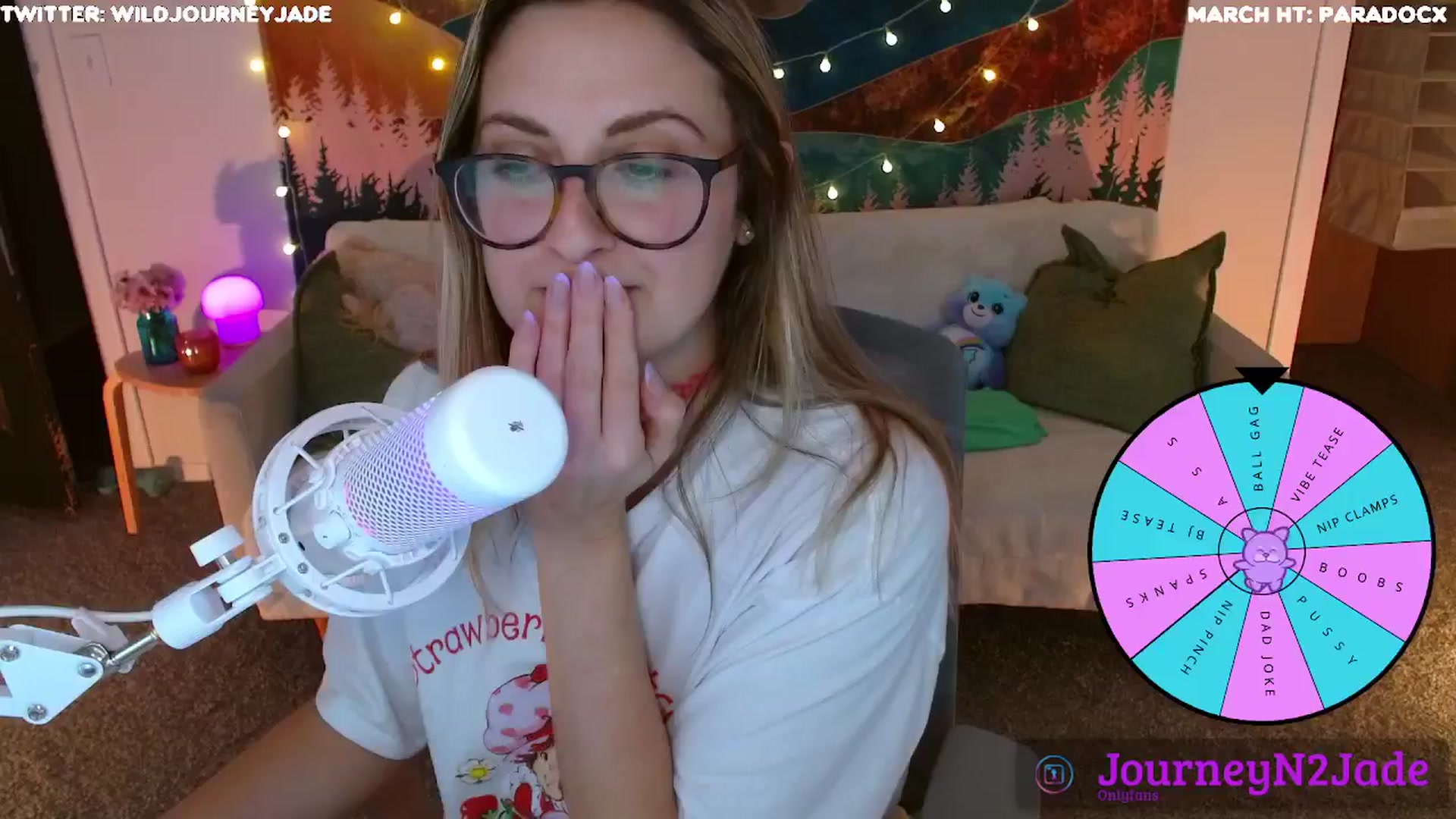Gallery image thumbnail from JourneyJade's myfreecams stream on, 03/25/2024, 24:53 image 19 of 20