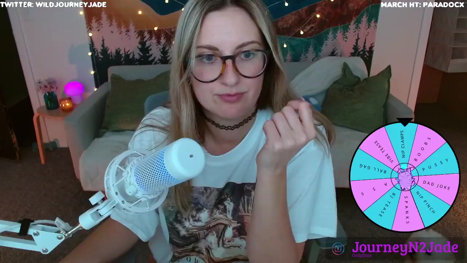 Gallery image thumbnail from JourneyJade's myfreecams stream on, 03/25/2024, 23:27 image 9 of 20