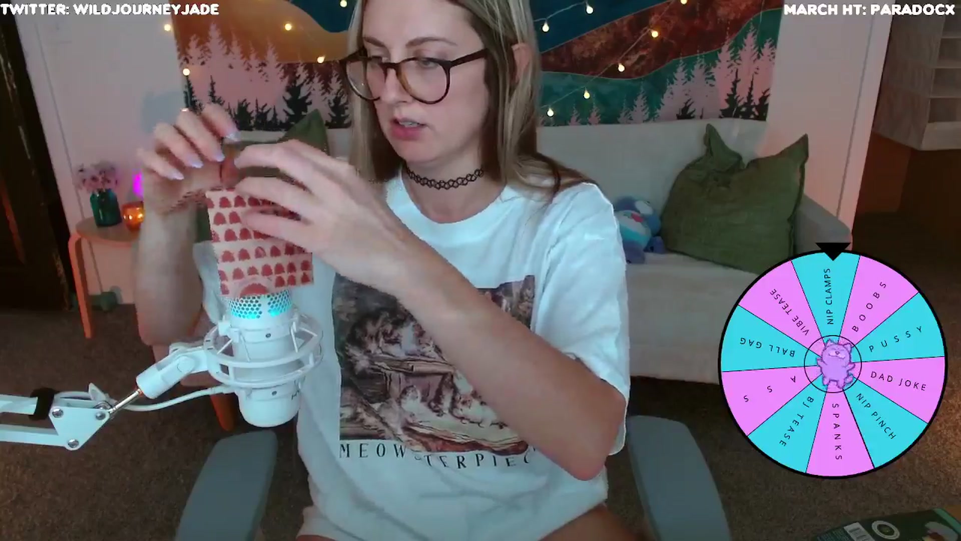 Gallery image thumbnail from JourneyJade's myfreecams stream on, 03/25/2024, 23:27 image 13 of 20