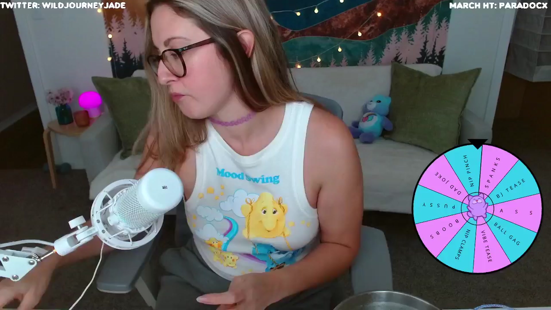 Gallery image thumbnail from JourneyJade's myfreecams stream on, 03/26/2024, 22:39 image 8 of 20