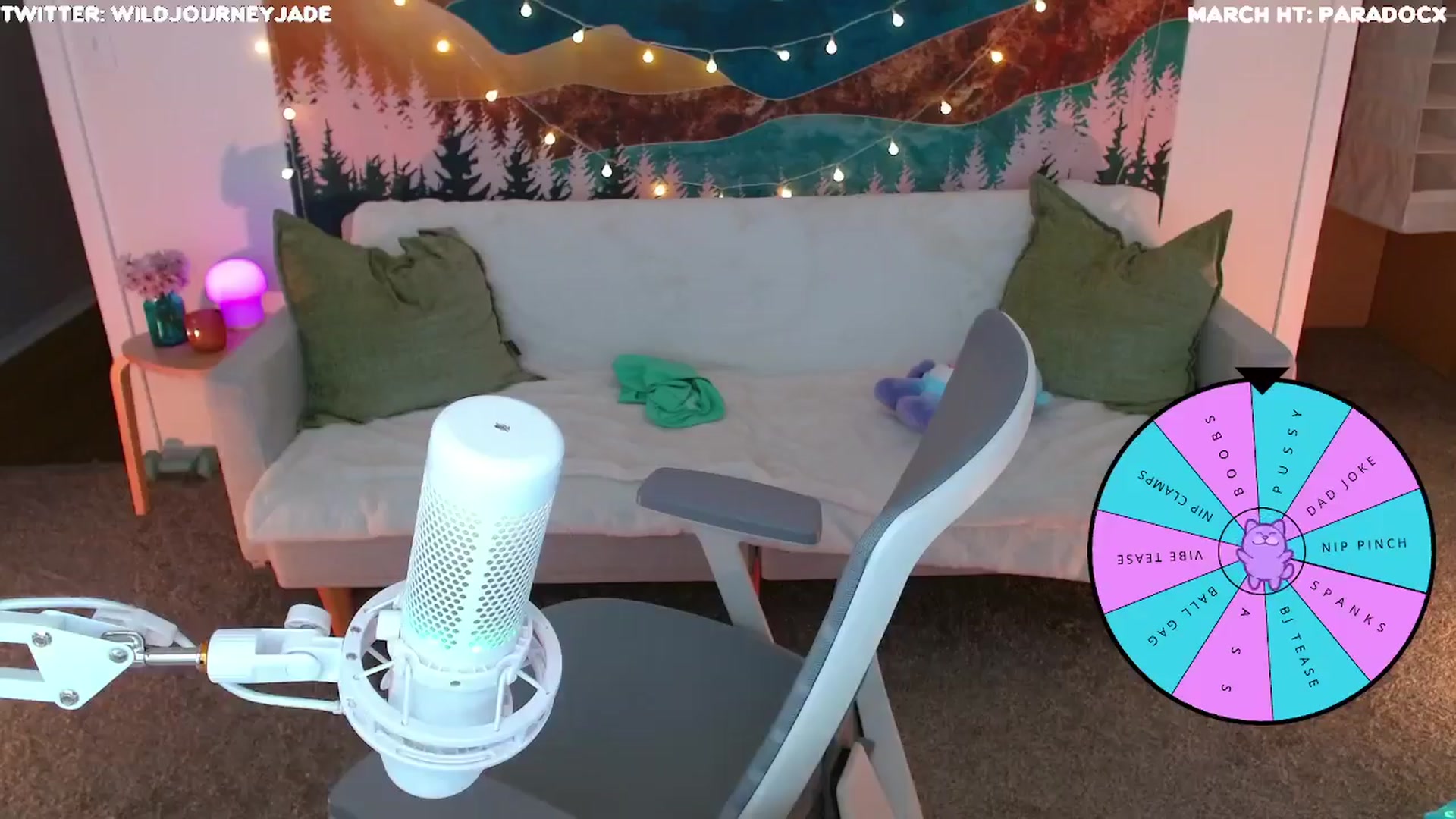 Gallery image thumbnail from JourneyJade's myfreecams stream on, 03/27/2024, 23:11 image 10 of 20