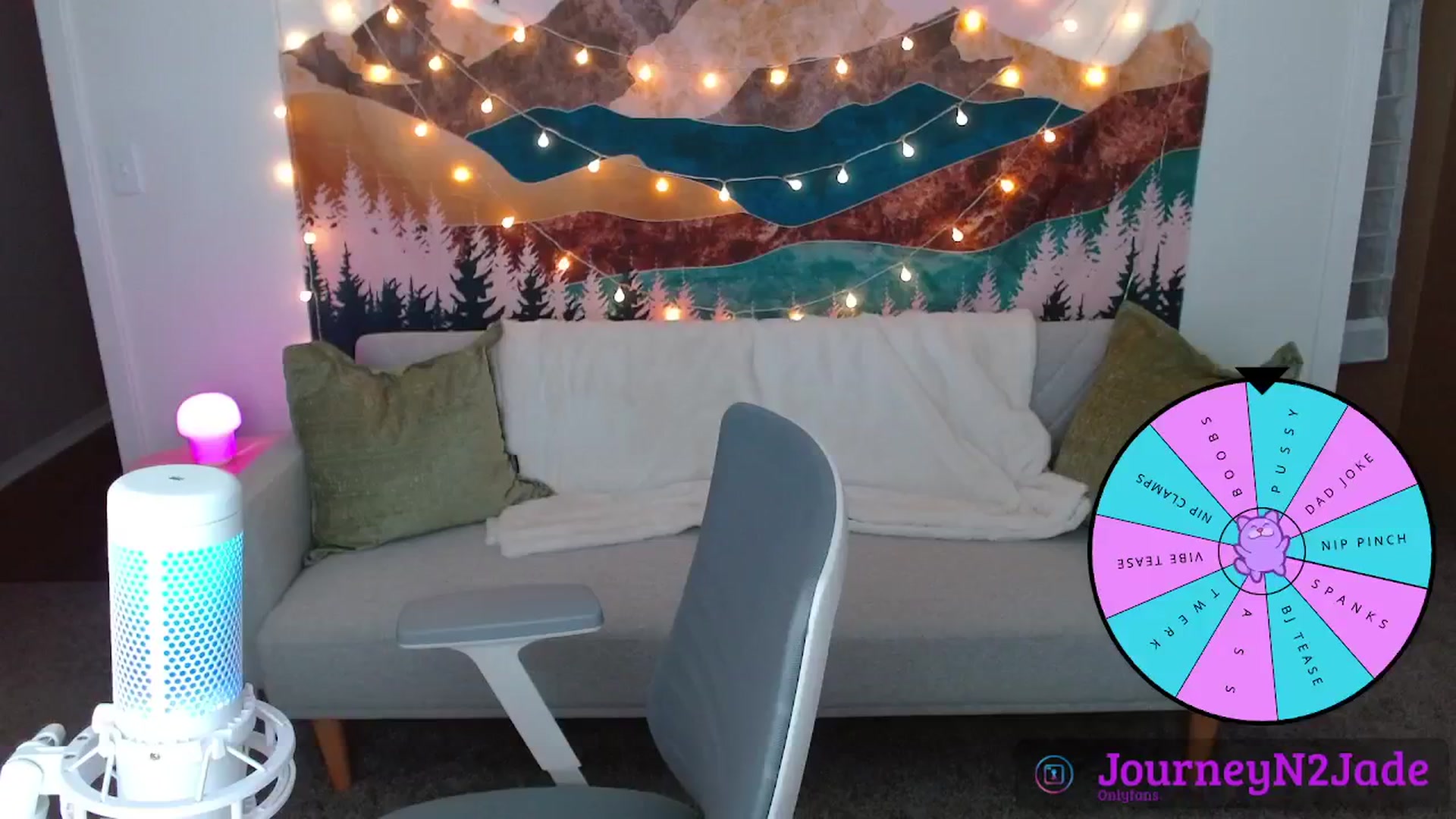 Gallery image thumbnail from JourneyJade's myfreecams stream on, 05/02/2024, 18:55 image 10 of 20