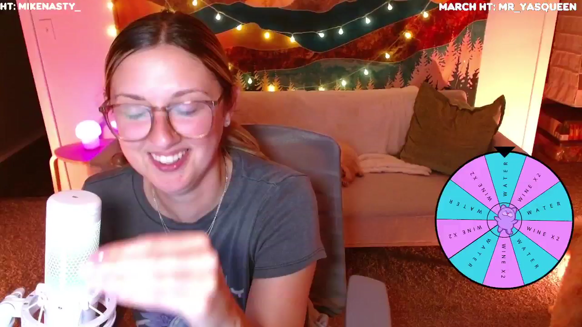 Gallery image thumbnail from JourneyJade's myfreecams stream on, 05/04/2024, 01:32 image 18 of 20