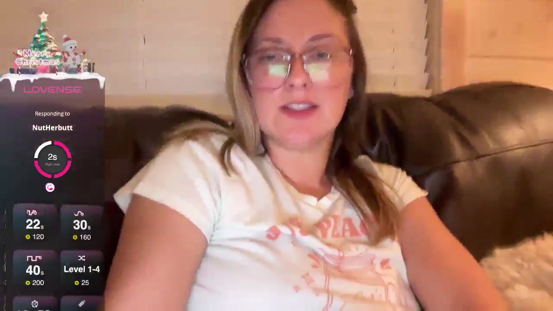 Gallery image thumbnail from JourneyJade's myfreecams stream on, 12/24/2024, 03:48 image 17 of 20