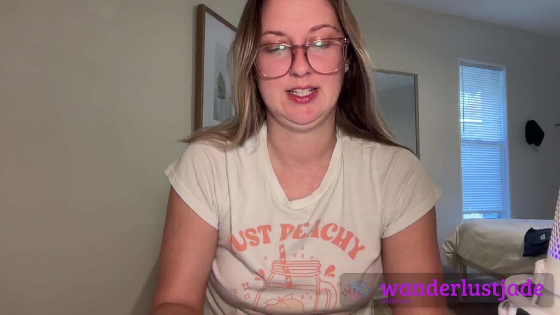 Gallery image thumbnail from JourneyJade's myfreecams stream on, 01/20/2025, 15:03 image 14 of 20