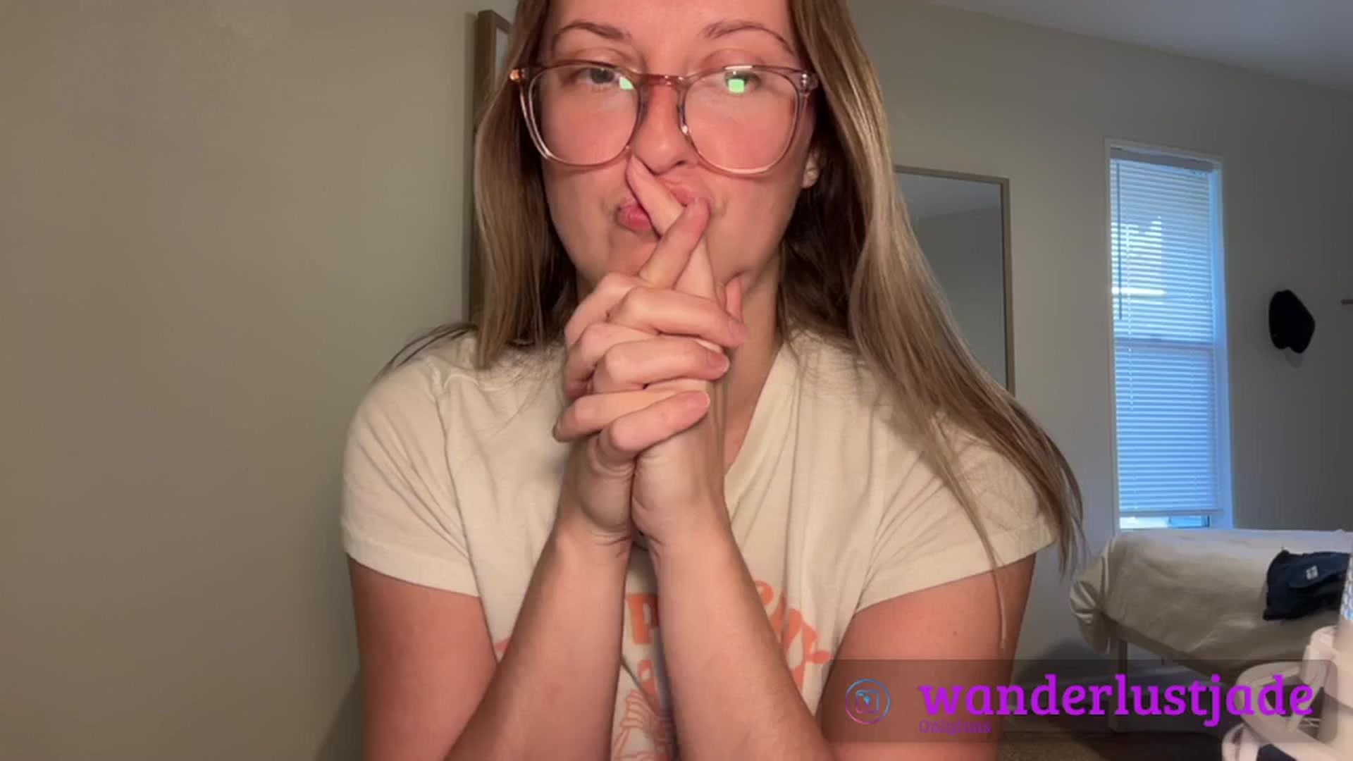 Gallery image thumbnail from JourneyJade's myfreecams stream on, 01/20/2025, 15:03 image 16 of 20