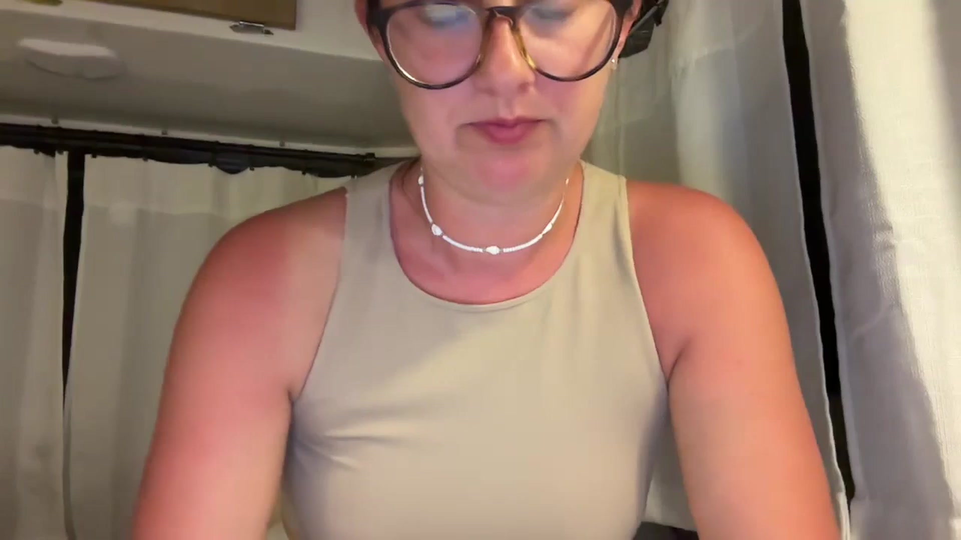Gallery image thumbnail from JourneyJade's myfreecams stream on, 02/10/2025, 24:36 image 17 of 20