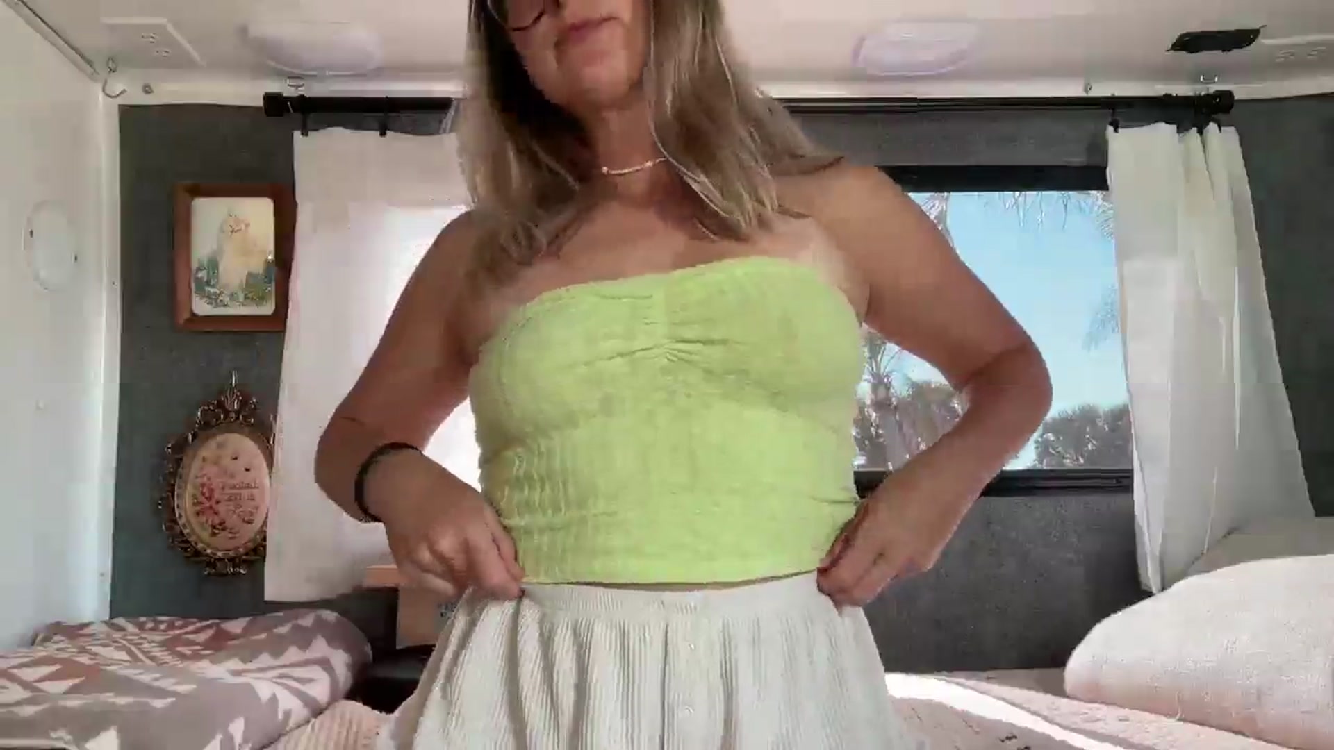 Gallery image thumbnail from JourneyJade's myfreecams stream on, 02/16/2025, 16:38 image 6 of 20