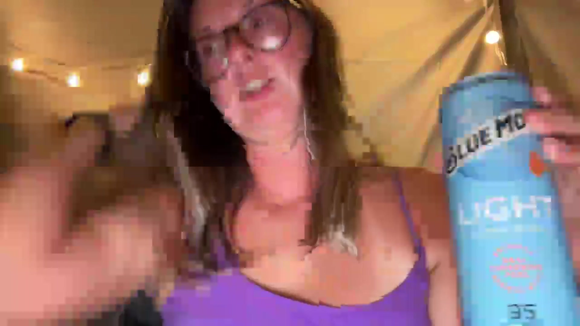 Gallery image thumbnail from JourneyJade's myfreecams stream on, 04/15/2025, 03:21 image 9 of 20