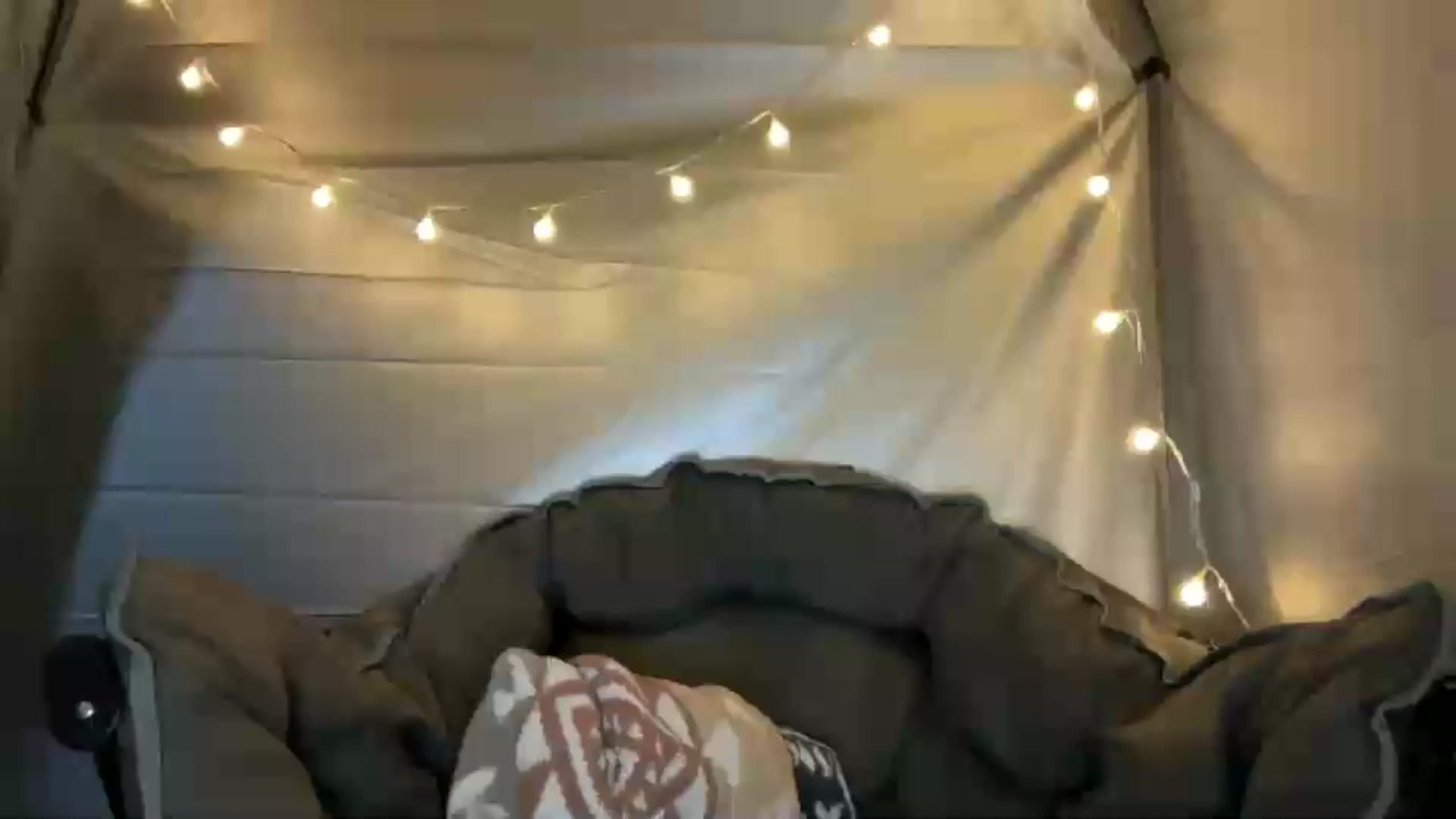 Gallery image thumbnail from JourneyJade's myfreecams stream on, 04/15/2025, 03:56 image 1 of 20