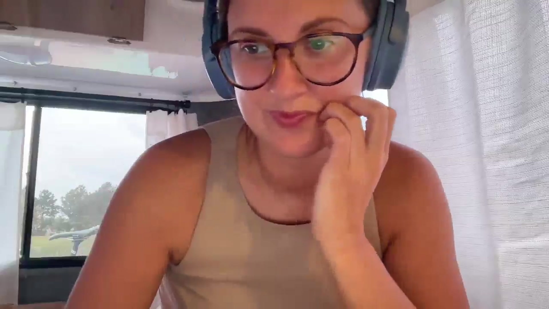 Gallery image thumbnail from JourneyJade's myfreecams stream on, 04/28/2025, 18:36 image 18 of 20