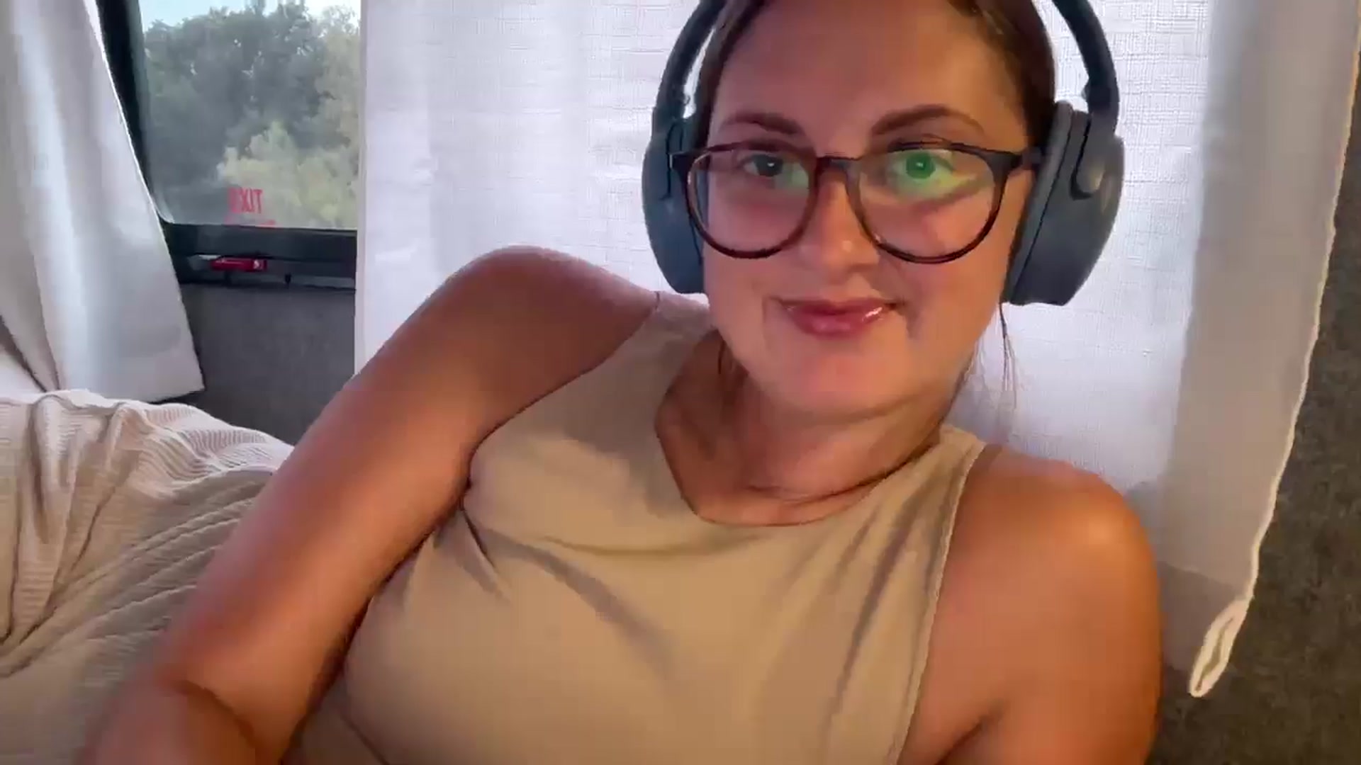 Gallery image thumbnail from JourneyJade's myfreecams stream on, 04/28/2025, 18:36 image 11 of 20