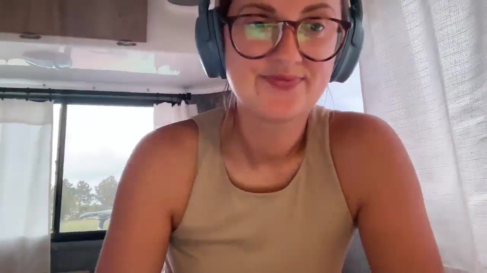 Gallery image thumbnail from JourneyJade's myfreecams stream on, 04/28/2025, 19:13 image 8 of 20