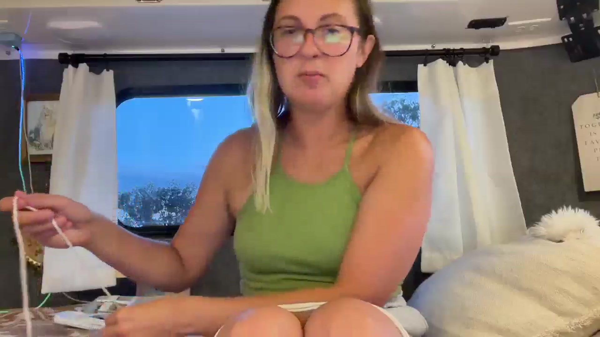 Gallery image thumbnail from JourneyJade's myfreecams stream on, 05/05/2025, 02:07 image 3 of 20