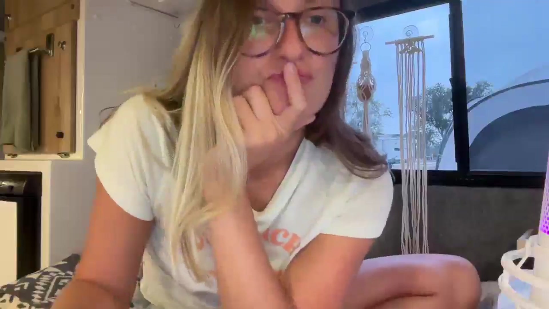 Gallery image thumbnail from JourneyJade's myfreecams stream on, 05/05/2025, 21:18 image 3 of 20