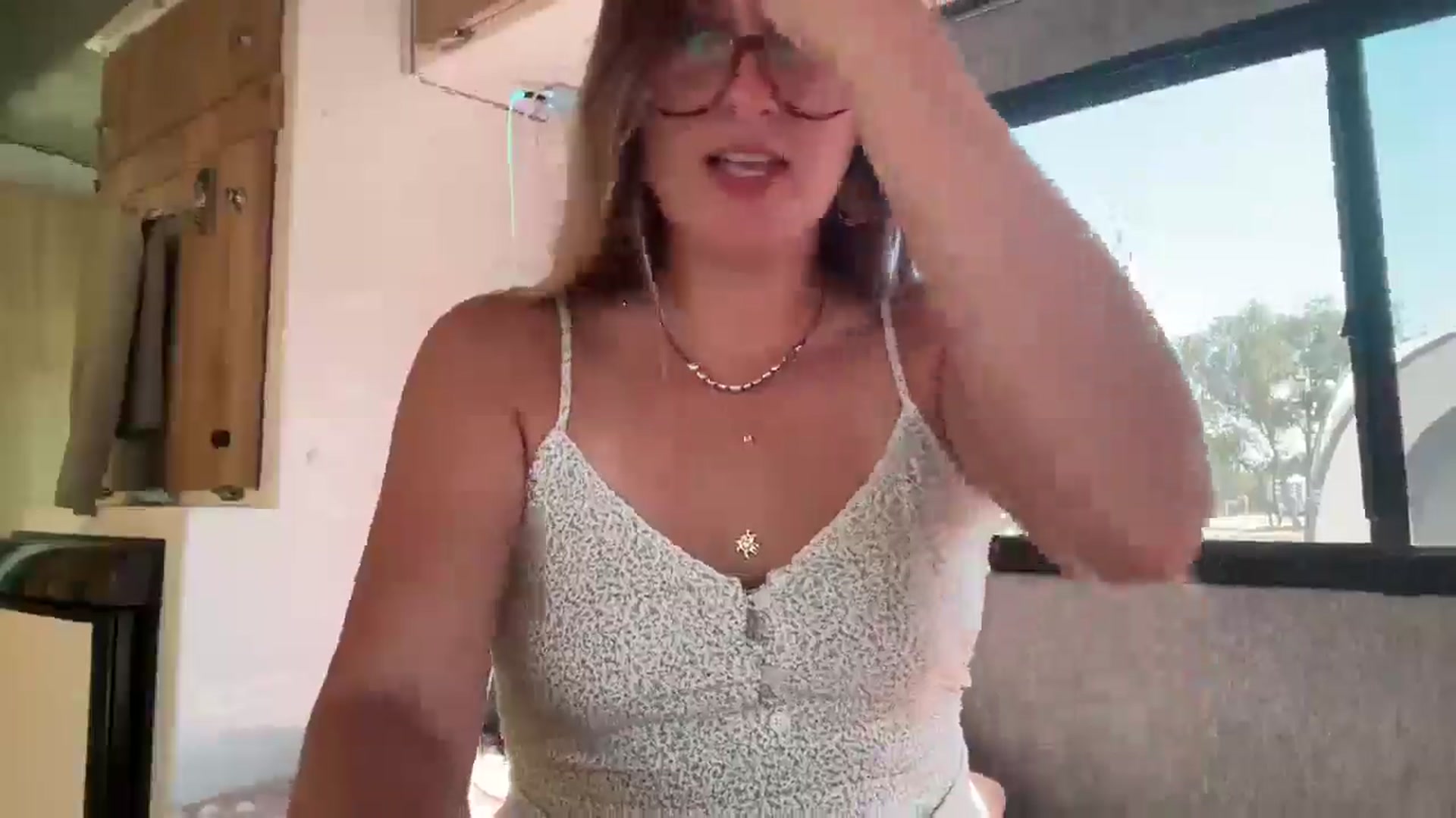 Gallery image thumbnail from JourneyJade's myfreecams stream on, 05/12/2025, 21:27 image 4 of 20