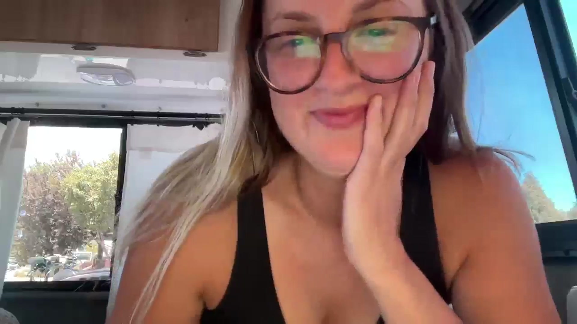 Gallery image thumbnail from JourneyJade's myfreecams stream on, 06/01/2025, 19:10 image 12 of 20