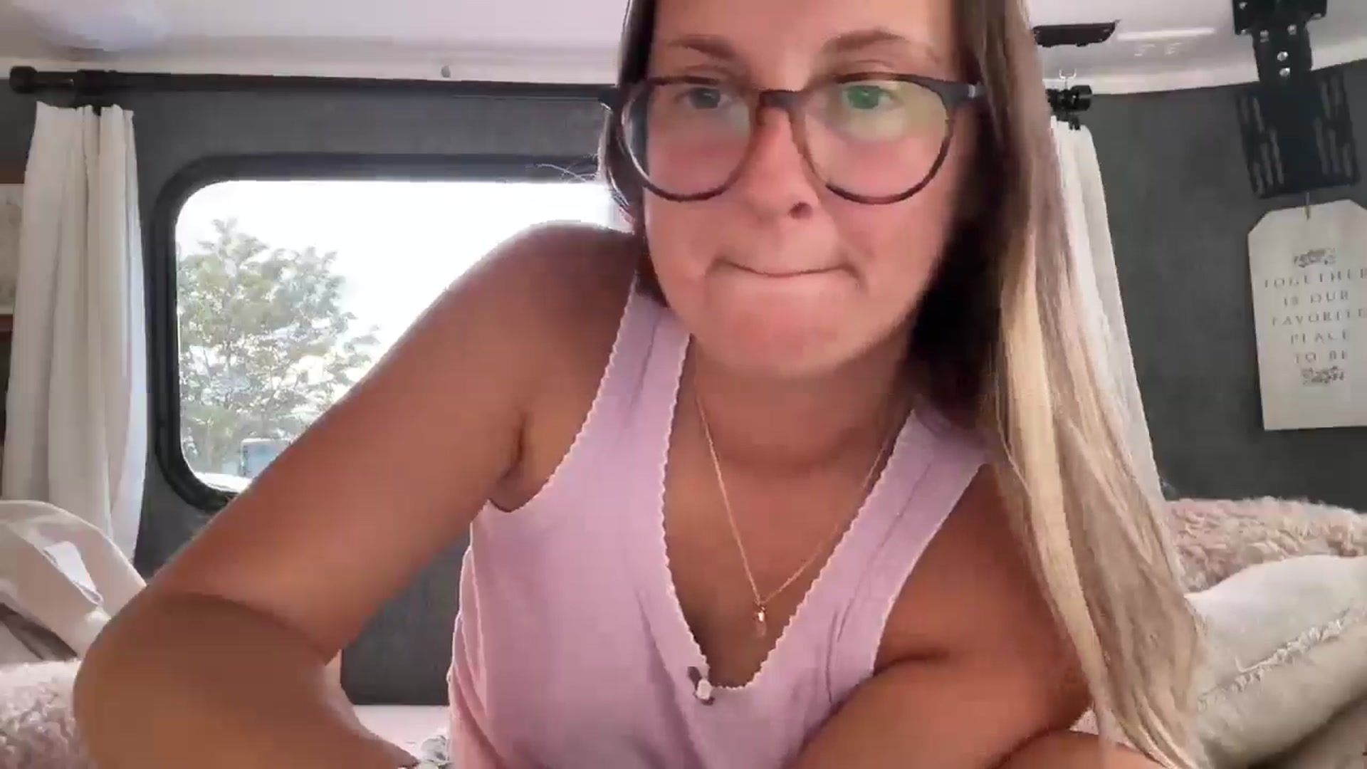 Gallery image thumbnail from JourneyJade's myfreecams stream on, 06/05/2025, 22:26 image 16 of 20