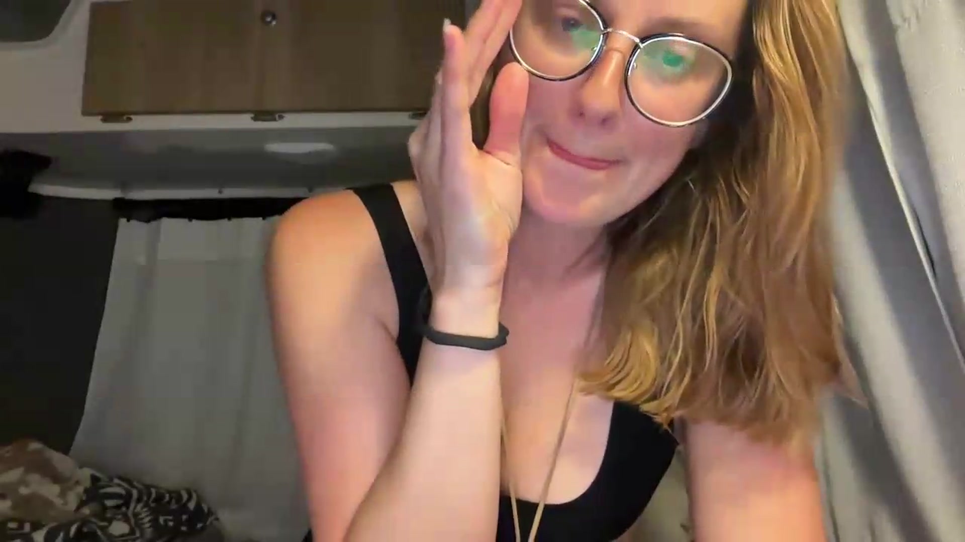 Gallery image thumbnail from JourneyJade's myfreecams stream on, 05/18/2026, 01:15 image 15 of 20
