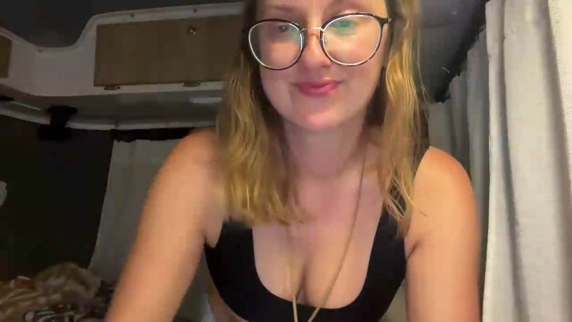 Gallery image thumbnail from JourneyJade's myfreecams stream on, 05/18/2026, 01:37 image 10 of 20