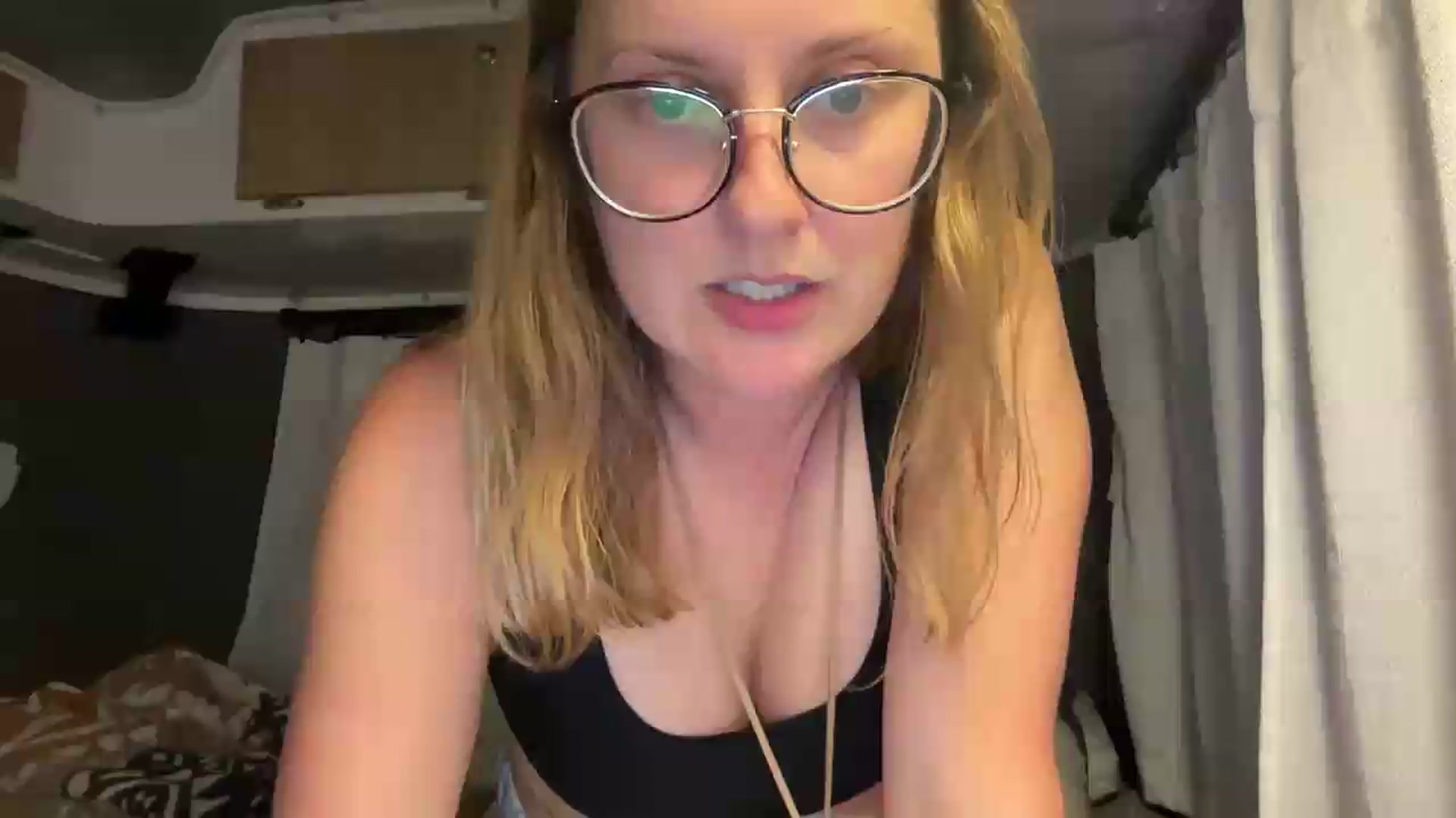 Gallery image thumbnail from JourneyJade's myfreecams stream on, 05/18/2026, 01:37 image 5 of 20