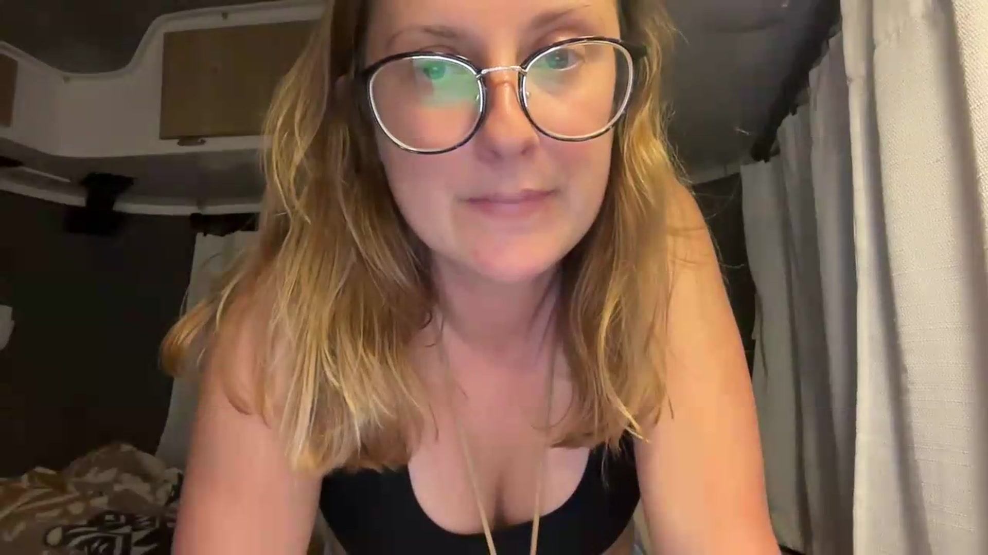 Gallery image thumbnail from JourneyJade's myfreecams stream on, 05/18/2026, 01:37 image 13 of 20