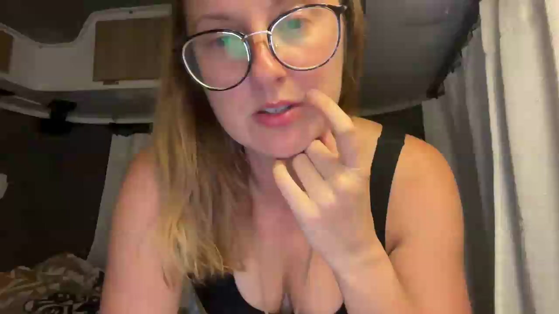 Gallery image thumbnail from JourneyJade's myfreecams stream on, 05/18/2026, 01:37 image 1 of 20