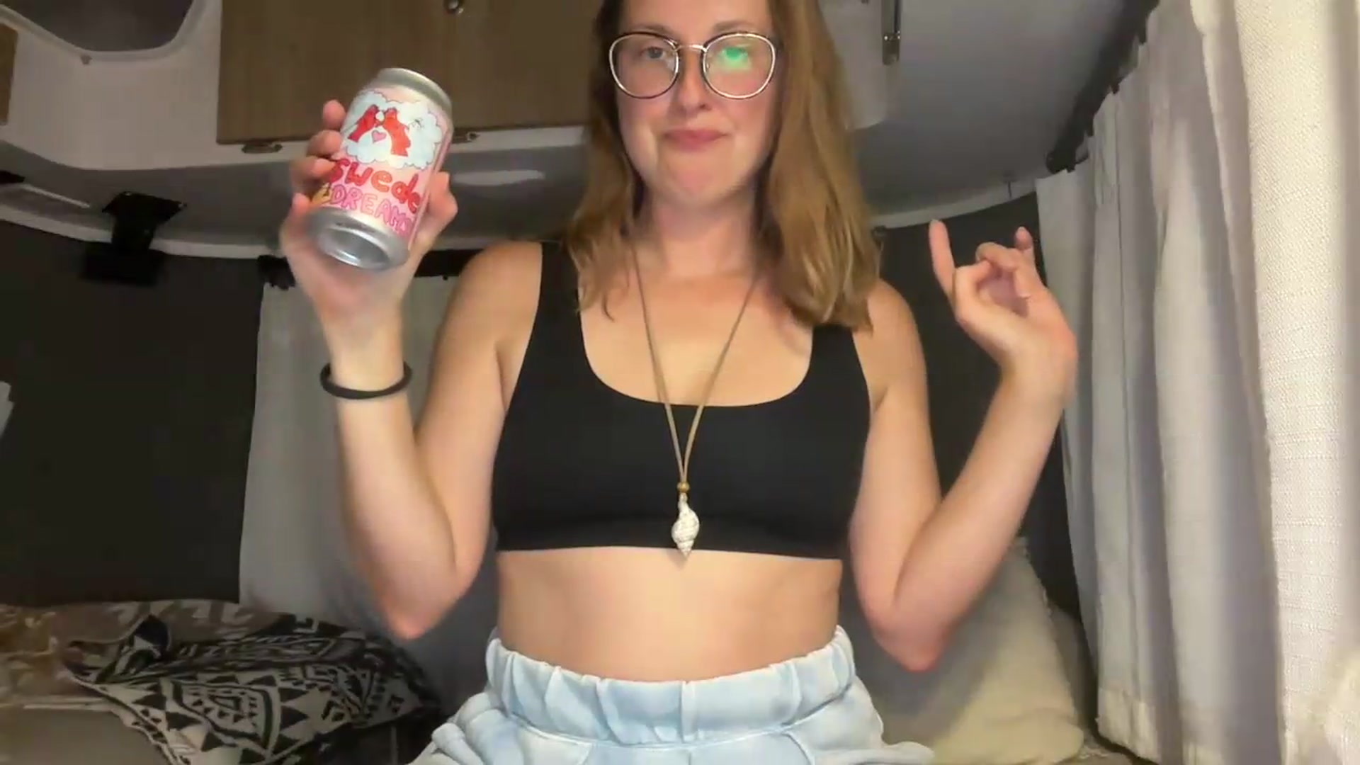 Gallery image thumbnail from JourneyJade's myfreecams stream on, 05/19/2026, 03:24 image 12 of 20