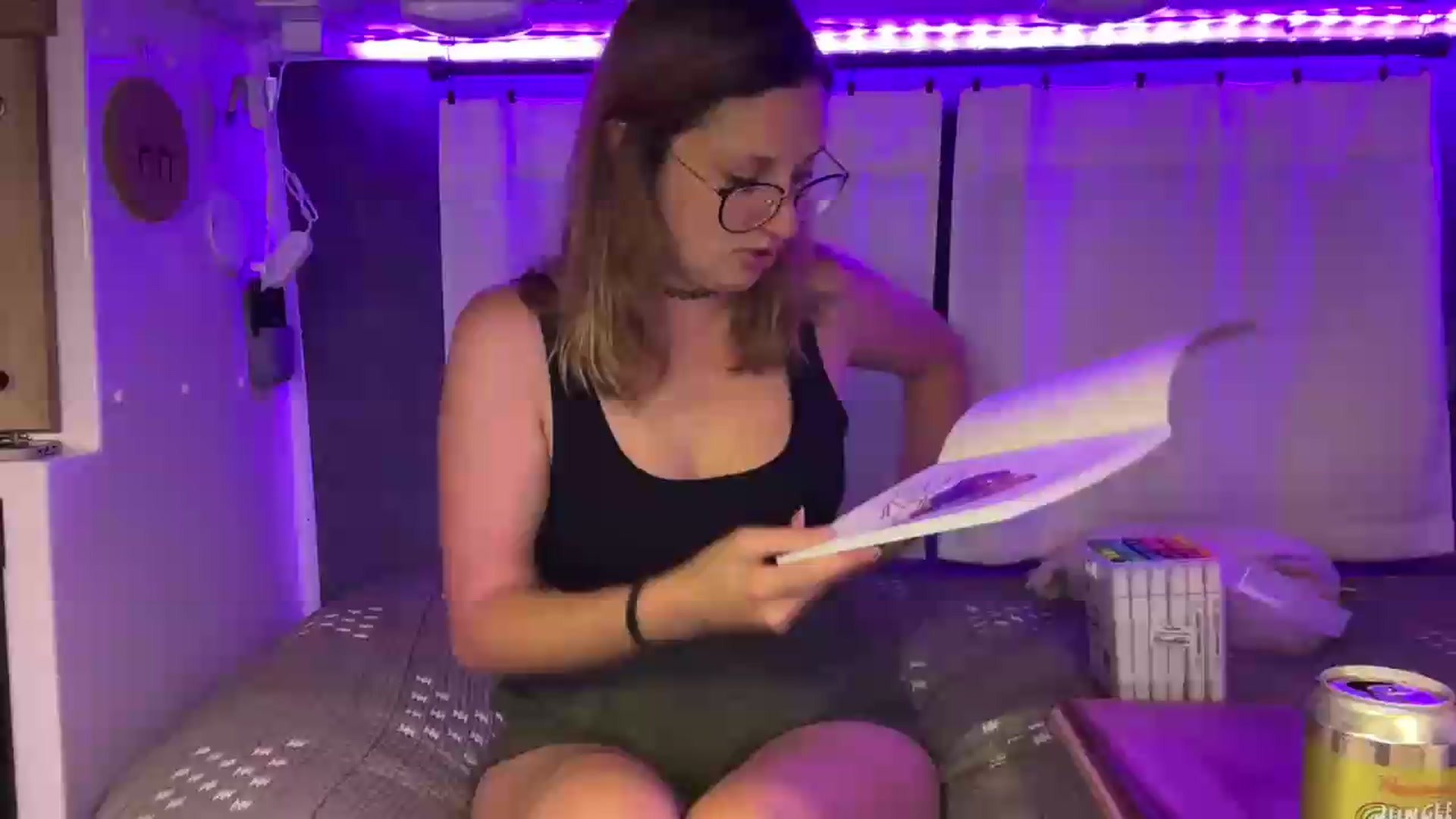 Gallery image thumbnail from JourneyJade's myfreecams stream on, 05/24/2026, 24:27 image 1 of 20
