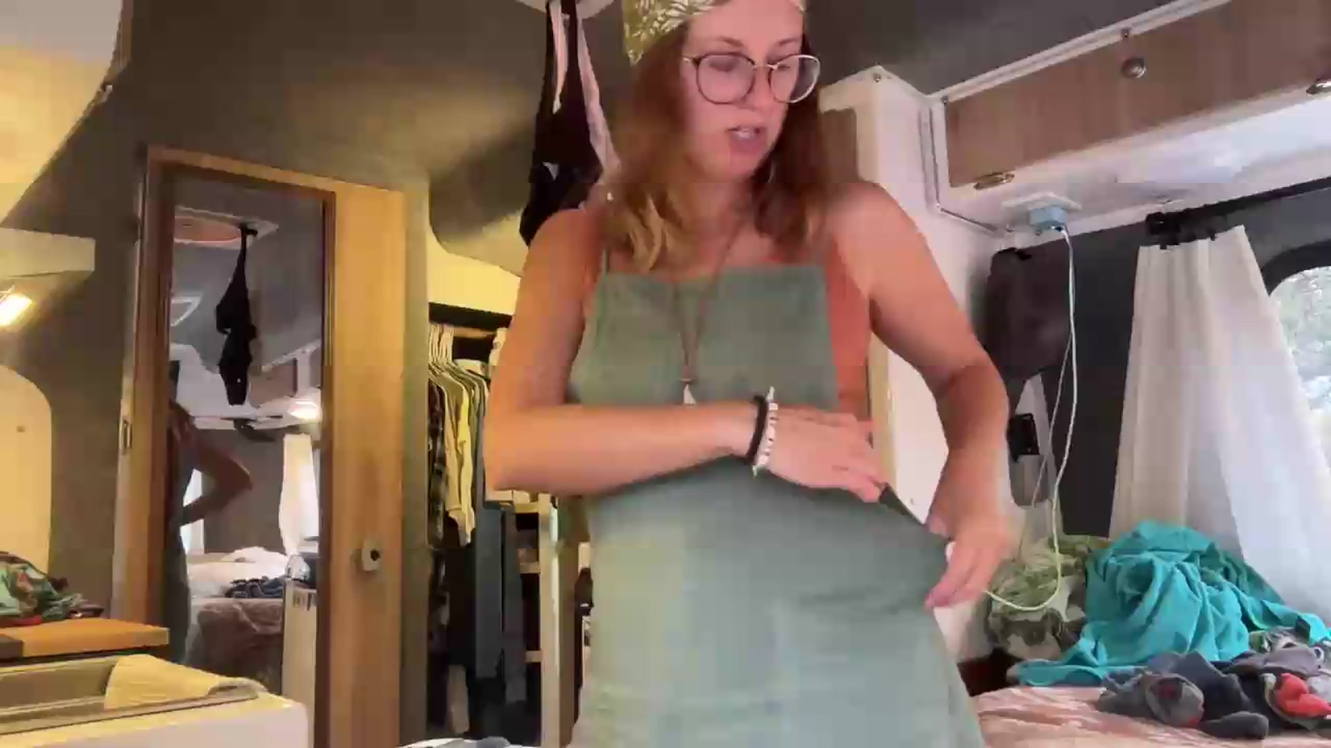 Gallery image thumbnail from JourneyJade's myfreecams stream on, 05/27/2026, 16:56 image 15 of 20