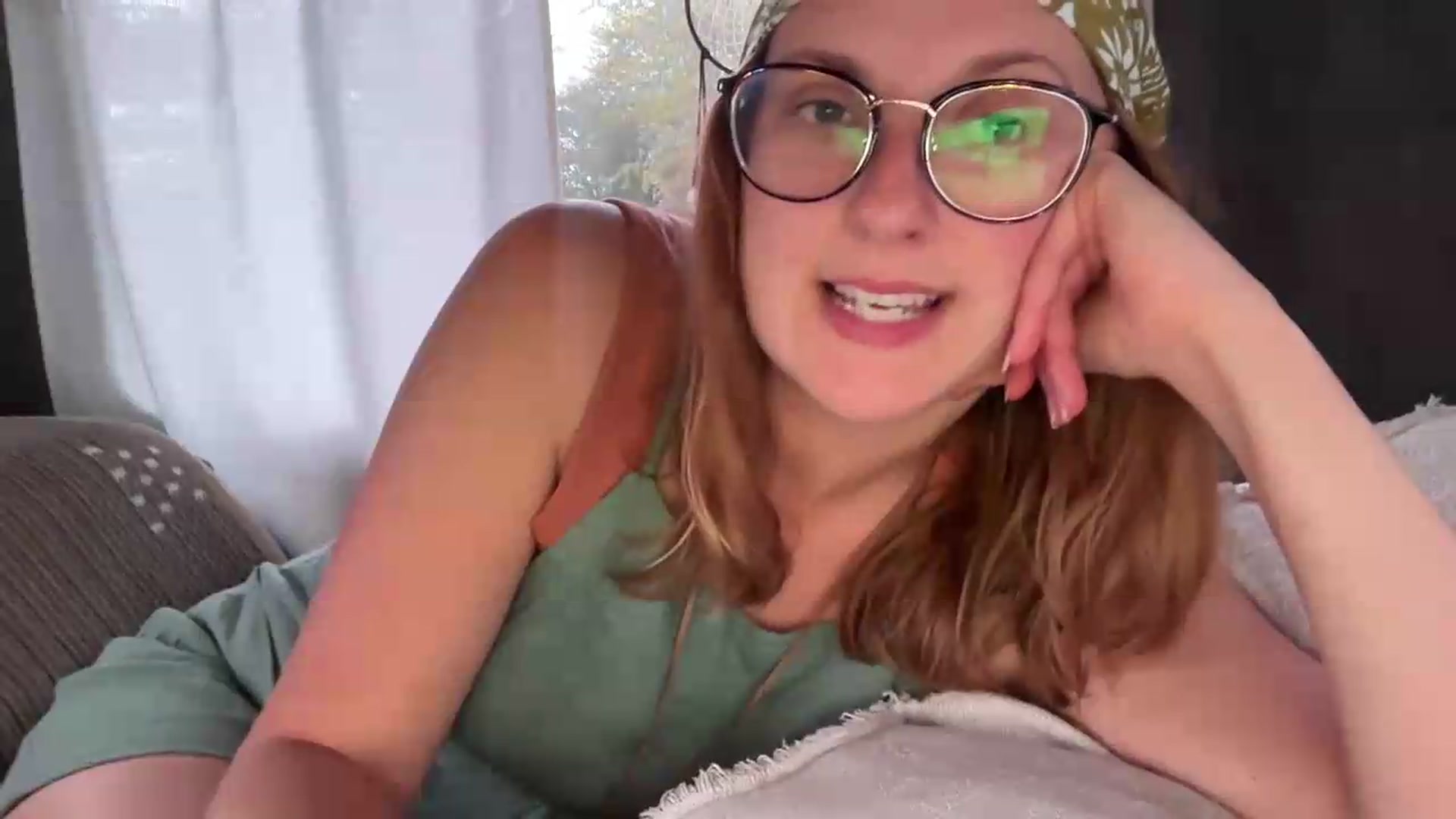 Gallery image thumbnail from JourneyJade's myfreecams stream on, 05/27/2026, 16:56 image 18 of 20