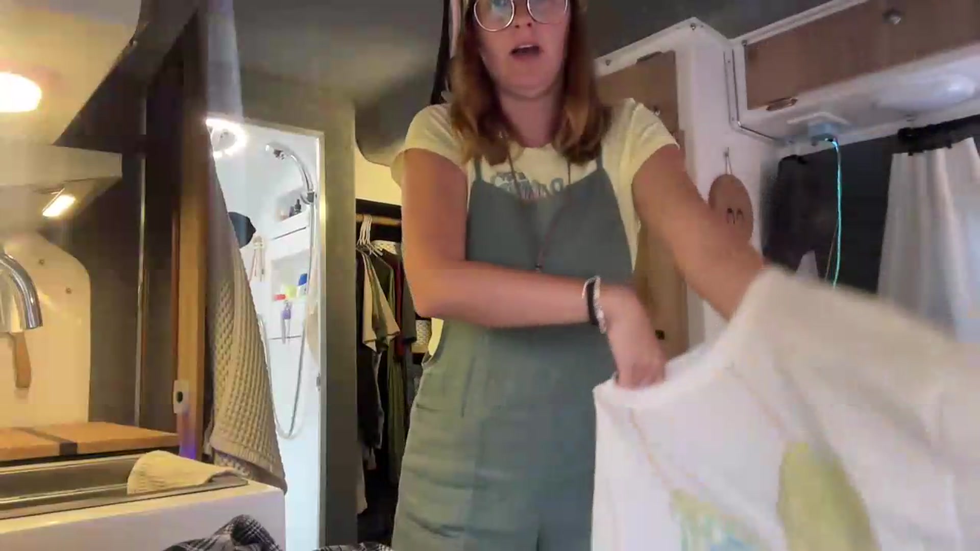 Gallery image thumbnail from JourneyJade's myfreecams stream on, 05/27/2026, 16:56 image 11 of 20