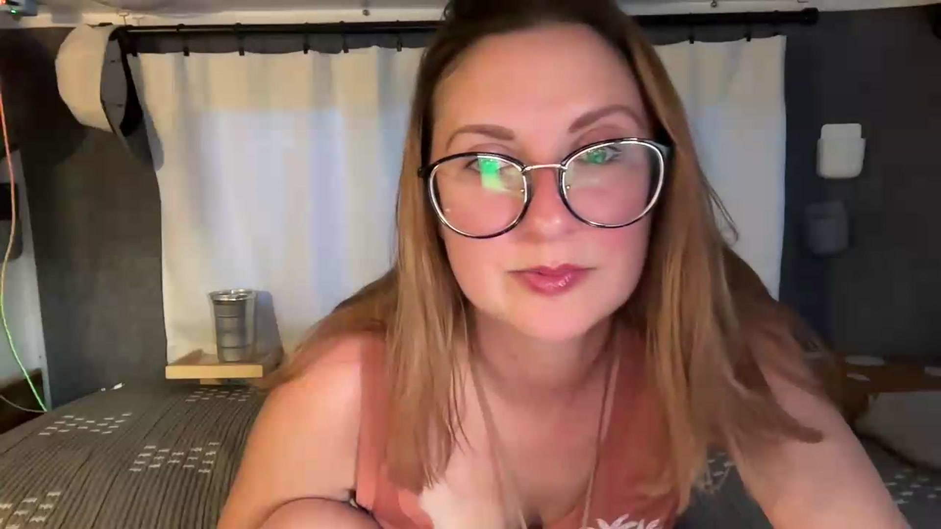 Gallery image thumbnail from JourneyJade's myfreecams stream on, 05/29/2026, 24:09 image 19 of 20